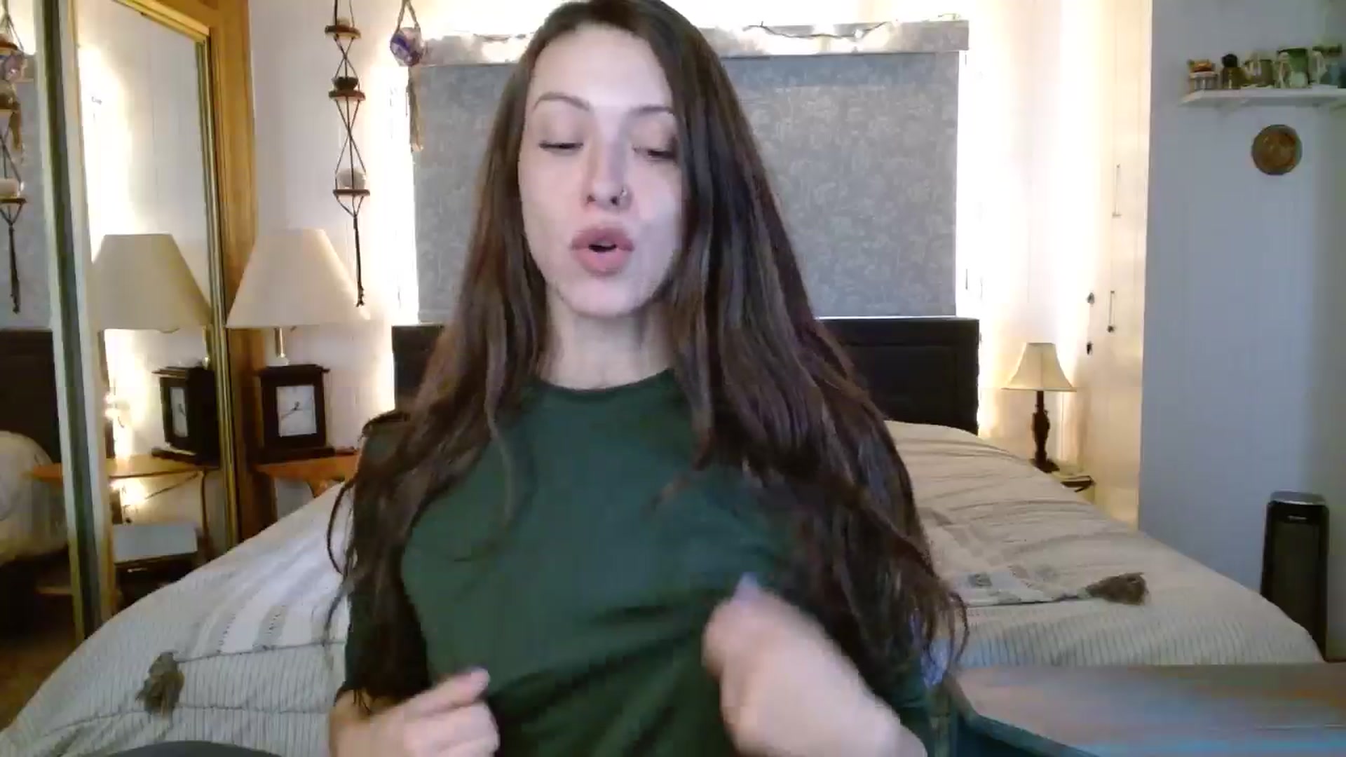 Gallery image thumbnail from EdenSalt's myfreecams stream on, 05/07/2024, 15:49 image 20 of 20