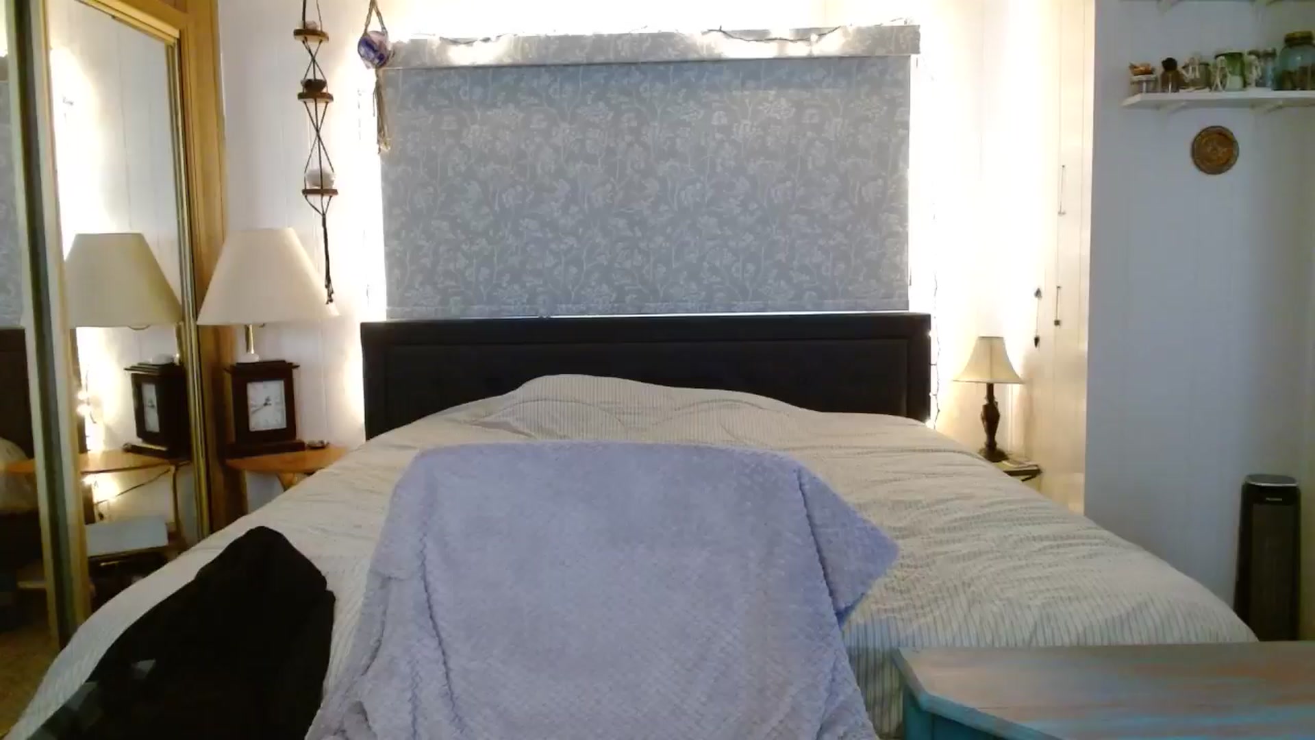 Gallery image thumbnail from EdenSalt's myfreecams stream on, 05/08/2024, 18:34 image 3 of 20