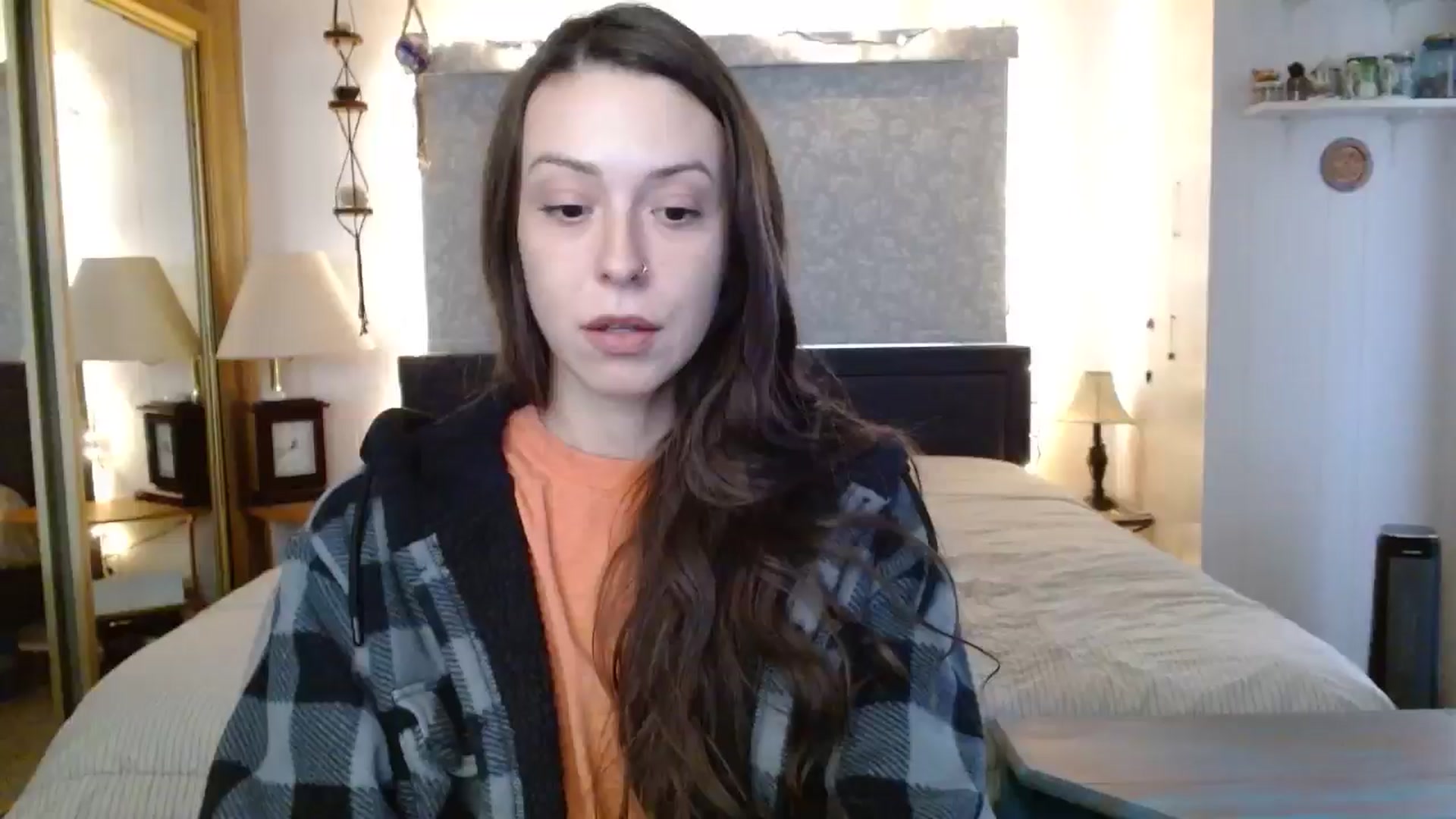 Gallery image thumbnail from EdenSalt's myfreecams stream on, 05/08/2024, 18:34 image 14 of 20