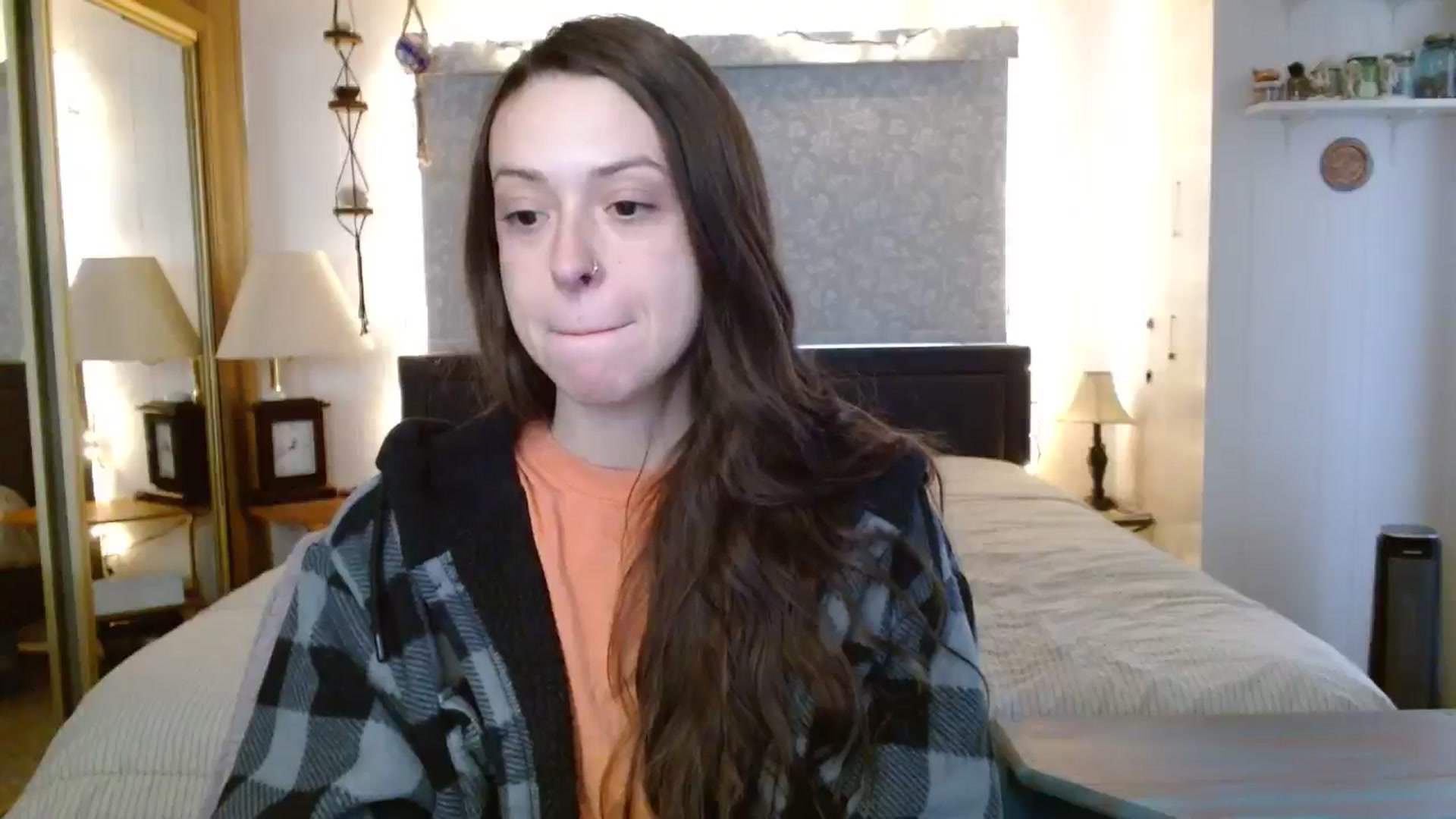 Gallery image thumbnail from EdenSalt's myfreecams stream on, 05/08/2024, 18:34 image 9 of 20