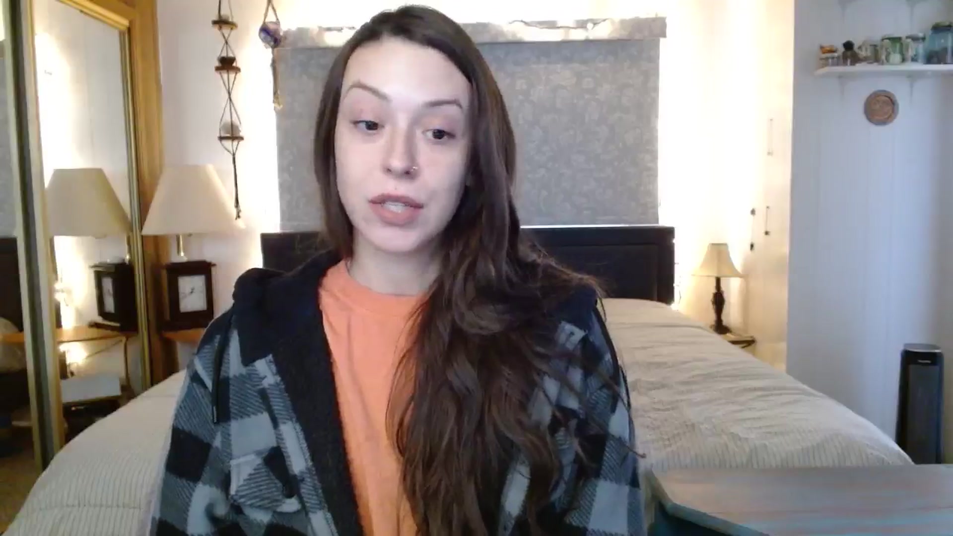Gallery image thumbnail from EdenSalt's myfreecams stream on, 05/08/2024, 18:34 image 17 of 20