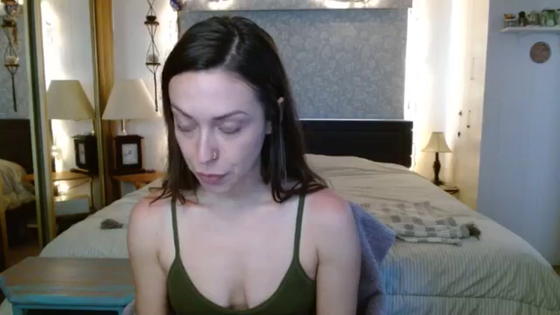 Gallery image thumbnail from EdenSalt's myfreecams stream on, 05/21/2024, 17:31 image 17 of 20