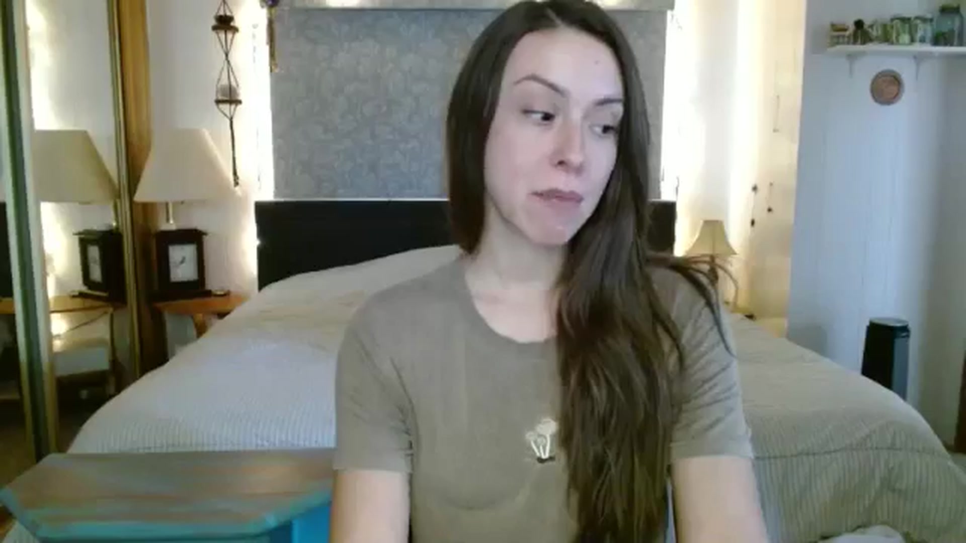 Gallery image thumbnail from EdenSalt's myfreecams stream on, 06/07/2024, 16:17 image 18 of 20