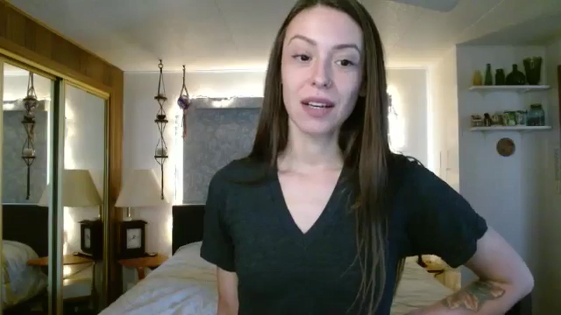 Gallery image thumbnail from EdenSalt's myfreecams stream on, 06/18/2024, 16:39 image 8 of 20