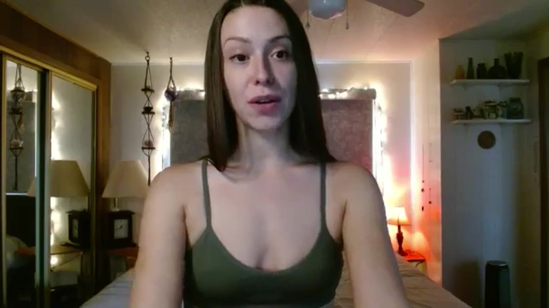Gallery image thumbnail from EdenSalt's myfreecams stream on, 07/18/2024, 20:26 image 15 of 20