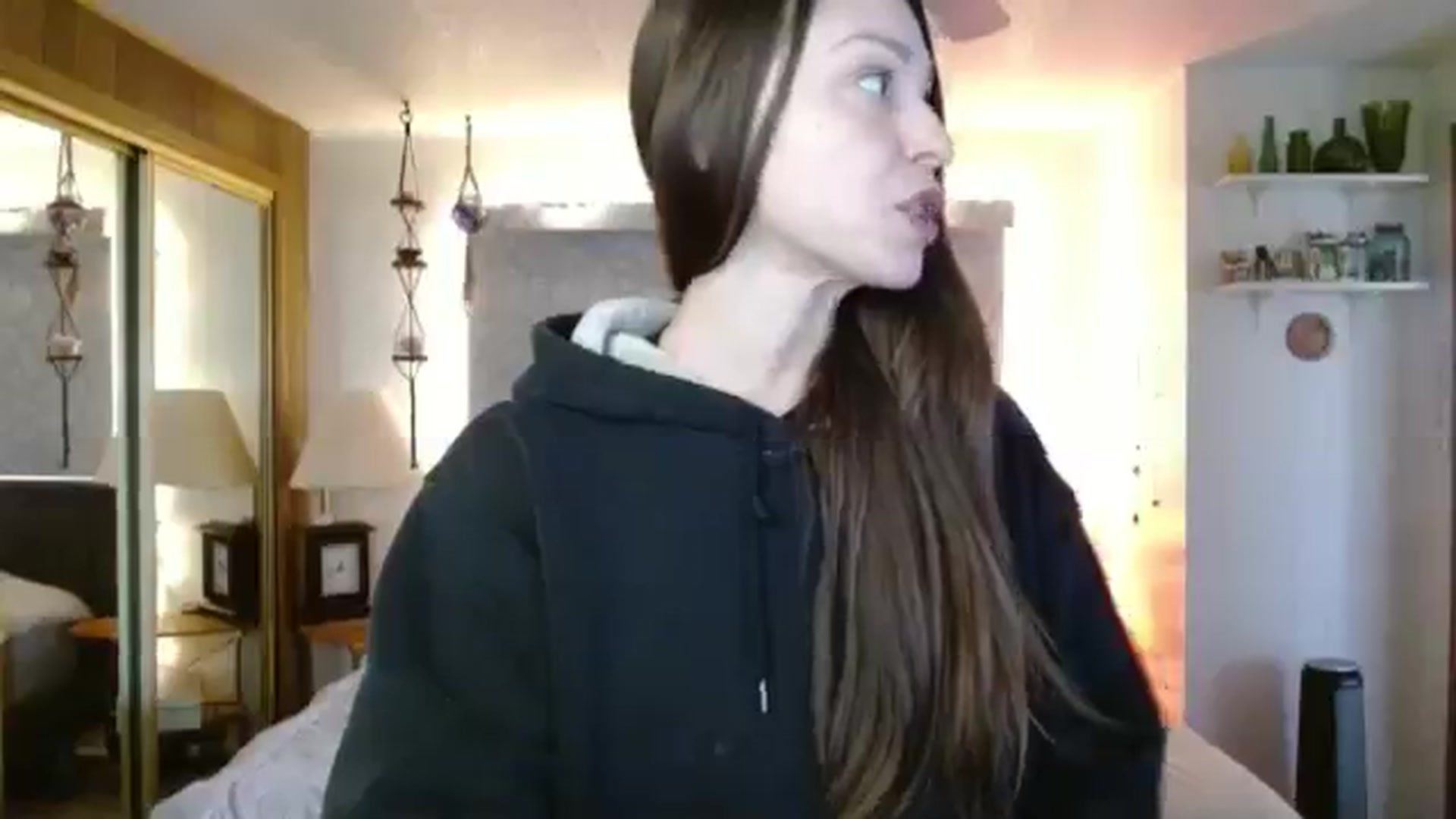 Gallery image thumbnail from EdenSalt's myfreecams stream on, 07/24/2024, 16:38 image 20 of 20
