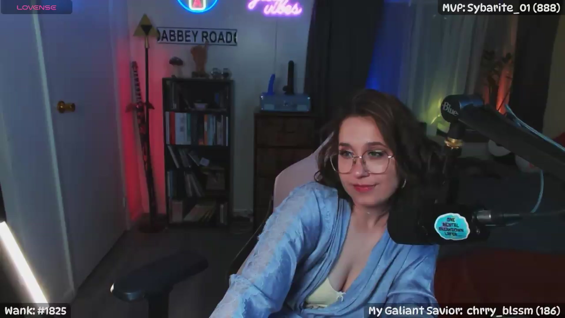 Gallery image thumbnail from EdgarAllenHoeee's myfreecams stream on, 06/25/2026, 10:59 image 4 of 20