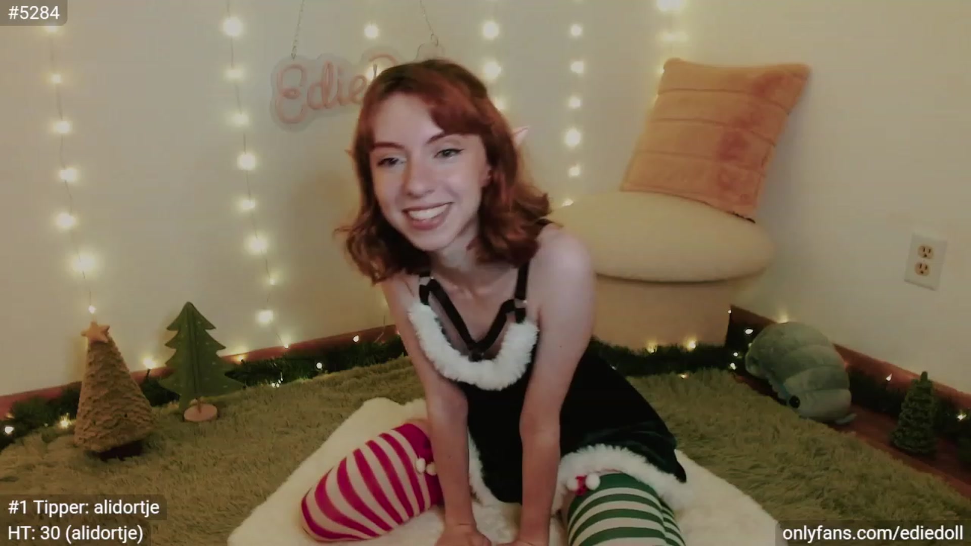 Gallery image thumbnail from EdieDoll's myfreecams stream on, 12/25/2023, 01:30 image 1 of 20