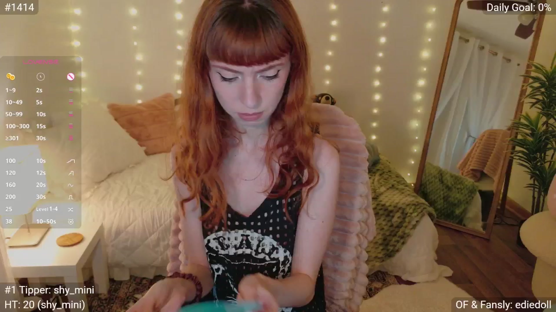 Gallery image thumbnail from EdieDoll's myfreecams stream on, 04/08/2025, 05:42 image 2 of 20
