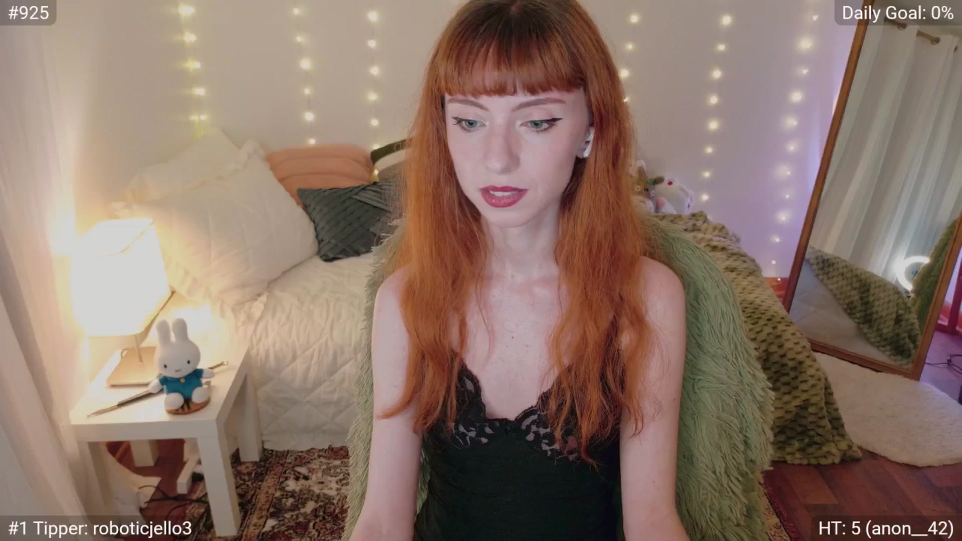 Gallery image thumbnail from EdieDoll's myfreecams stream on, 09/04/2025, 06:16 image 1 of 20