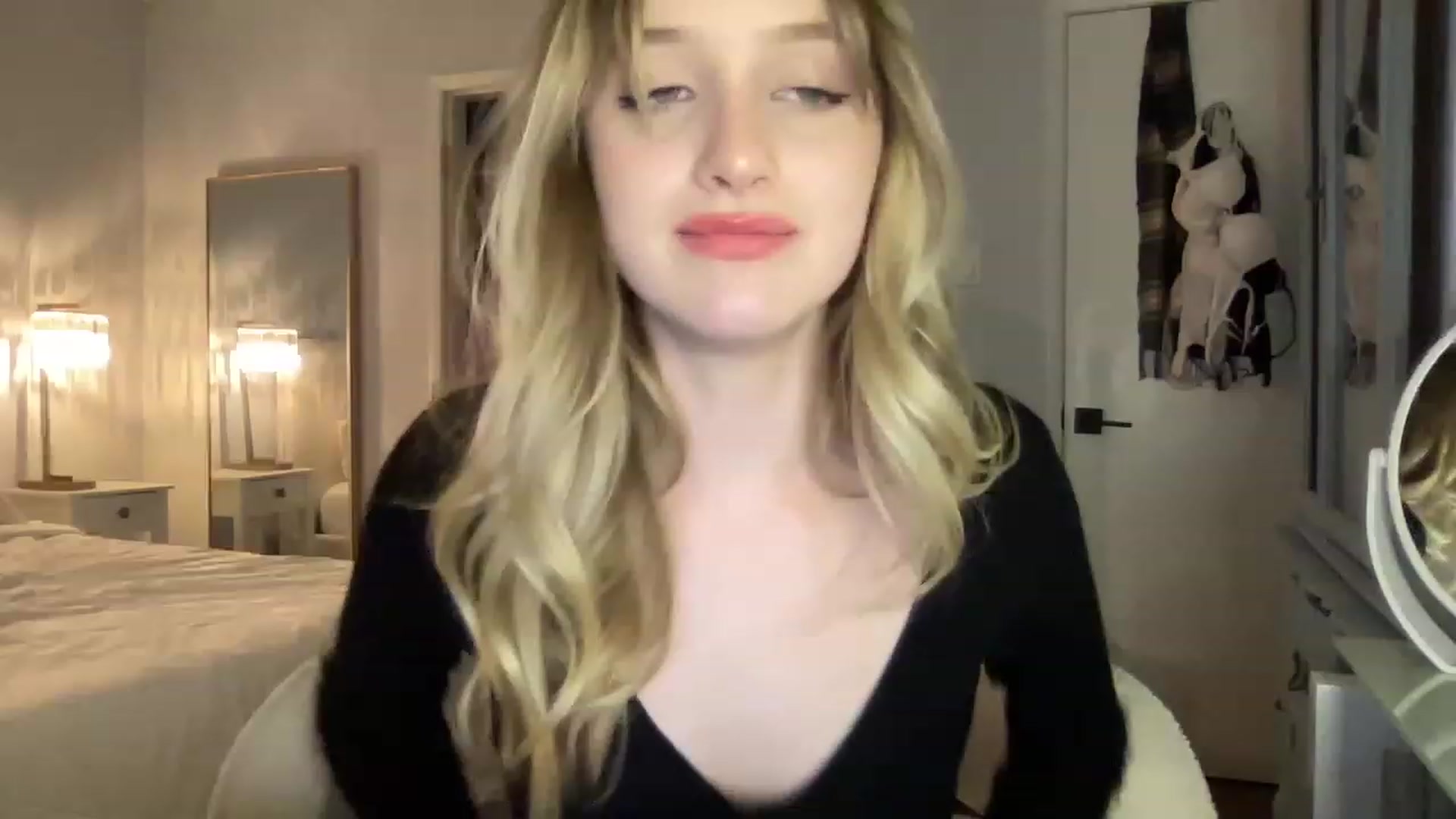 Gallery image thumbnail from EdynFaye's myfreecams stream on, 01/02/2023, 05:13 image 8 of 20