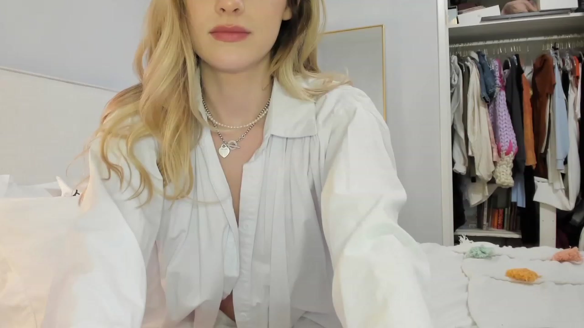 Gallery image thumbnail from EdynFaye's myfreecams stream on, 02/06/2023, 06:38 image 10 of 20