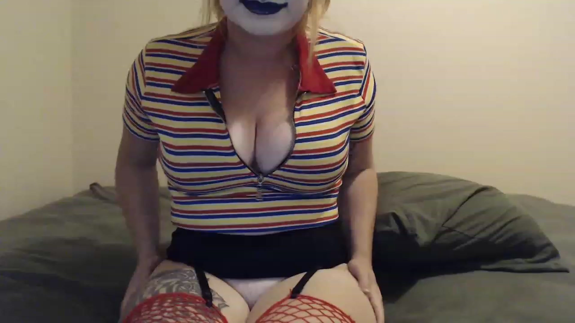 Gallery image thumbnail from Eerietheclown's myfreecams stream on, 11/15/2022, 05:56 image 16 of 20