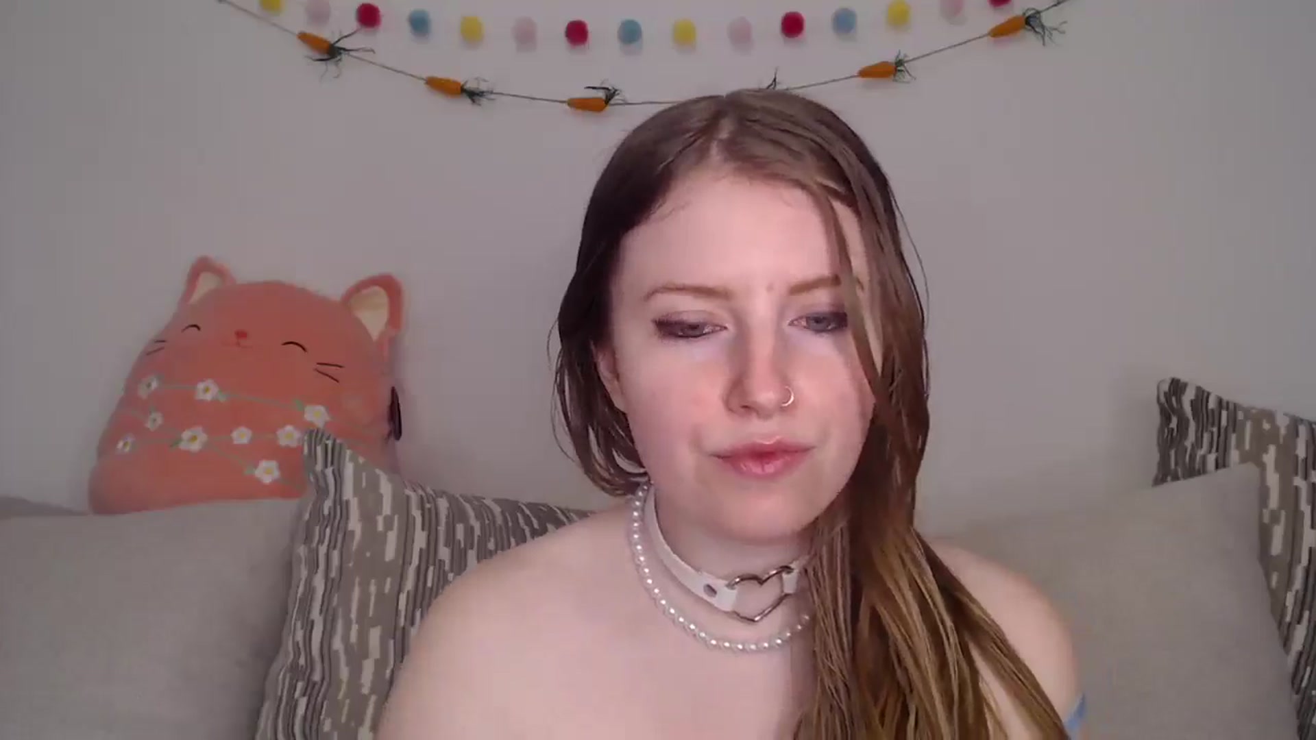 Gallery image thumbnail from Effie's myfreecams stream on, 04/28/2025, 09:33 image 6 of 20