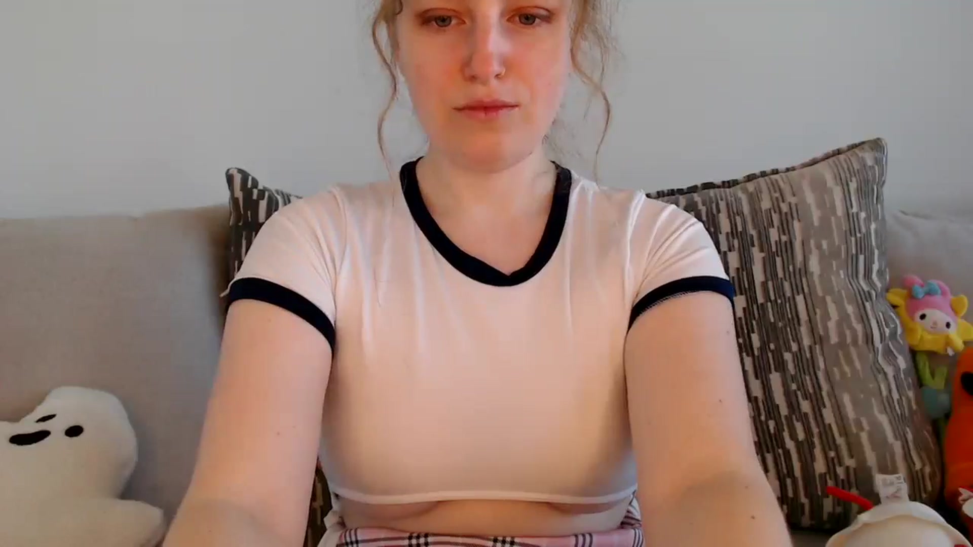 Gallery image thumbnail from Effie's myfreecams stream on, 09/30/2025, 01:11 image 4 of 20