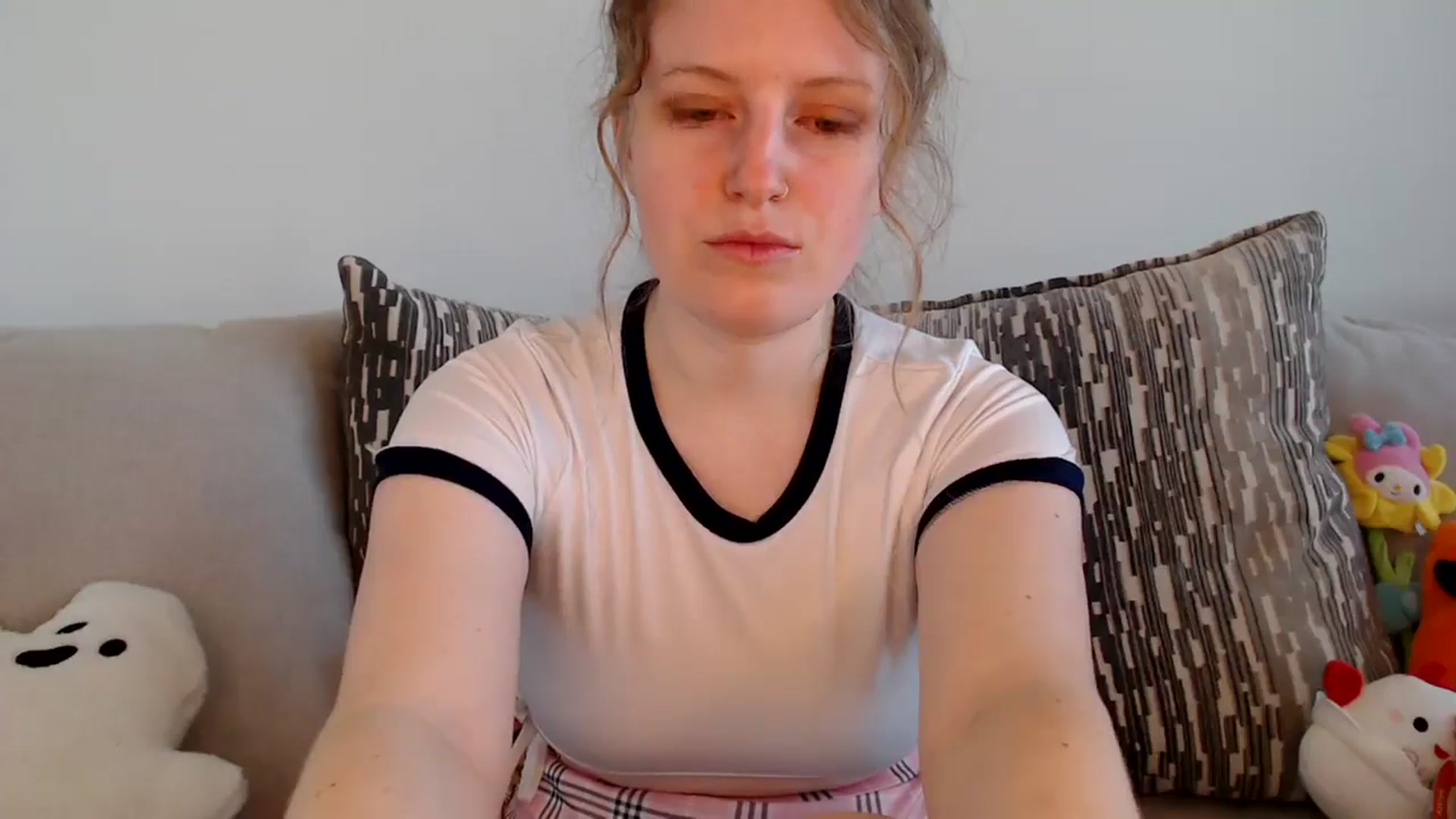 Gallery image thumbnail from Effie's myfreecams stream on, 09/30/2025, 01:11 image 3 of 20