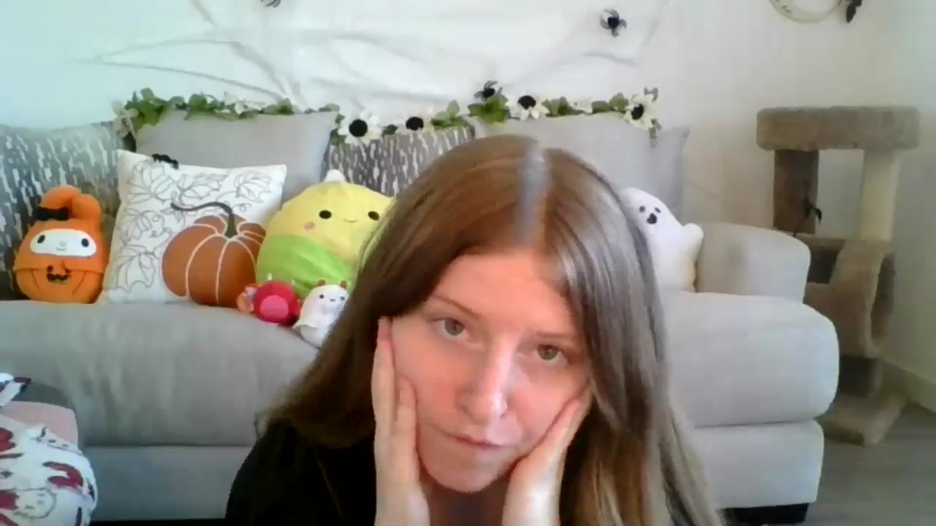 Gallery image thumbnail from Effie's myfreecams stream on, 10/28/2025, 24:01 image 20 of 20