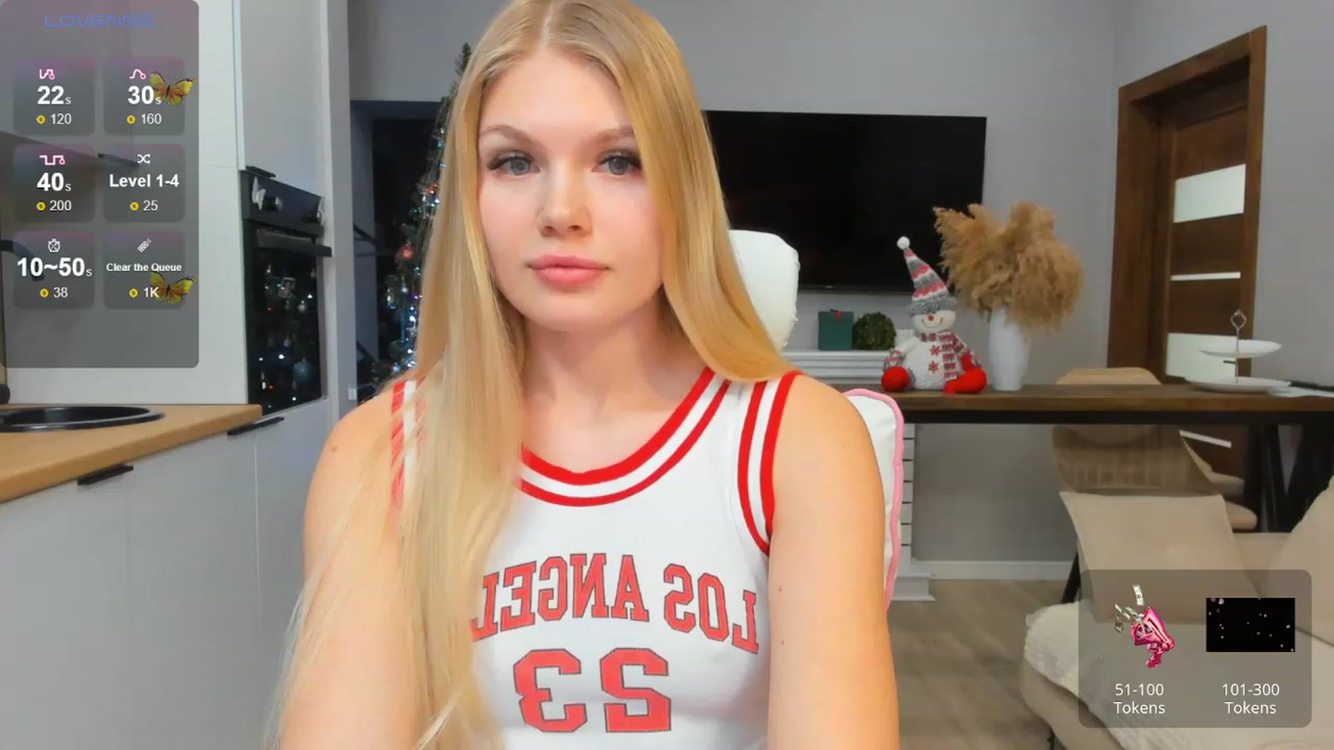 Gallery image thumbnail from Effie_Cute's myfreecams stream on, 12/12/2023, 13:46 image 7 of 20