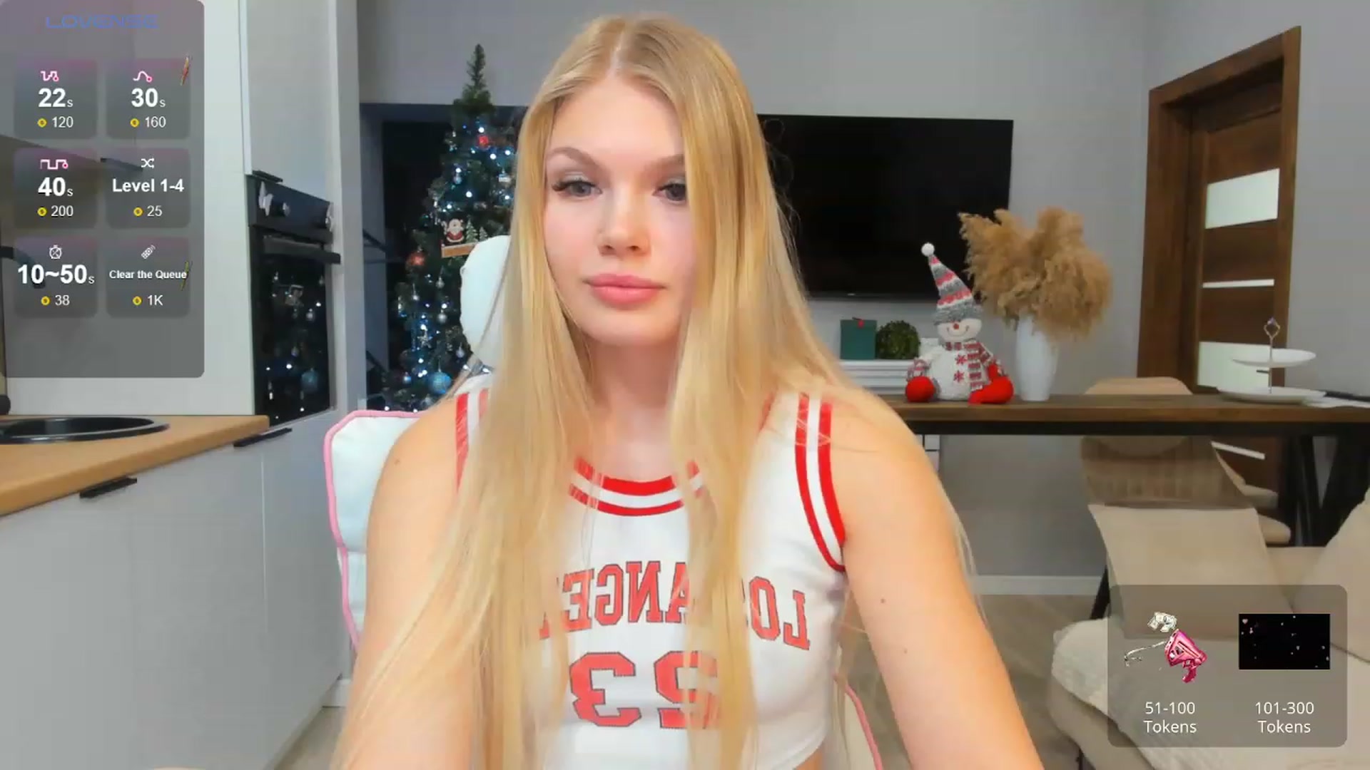 Gallery image thumbnail from Effie_Cute's myfreecams stream on, 12/12/2023, 13:46 image 12 of 20