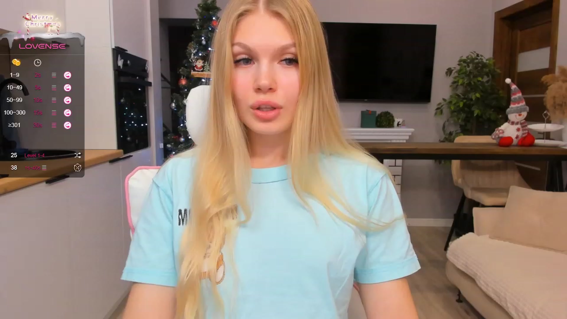 Gallery image thumbnail from Effie_Cute's myfreecams stream on, 12/14/2023, 13:23 image 9 of 20