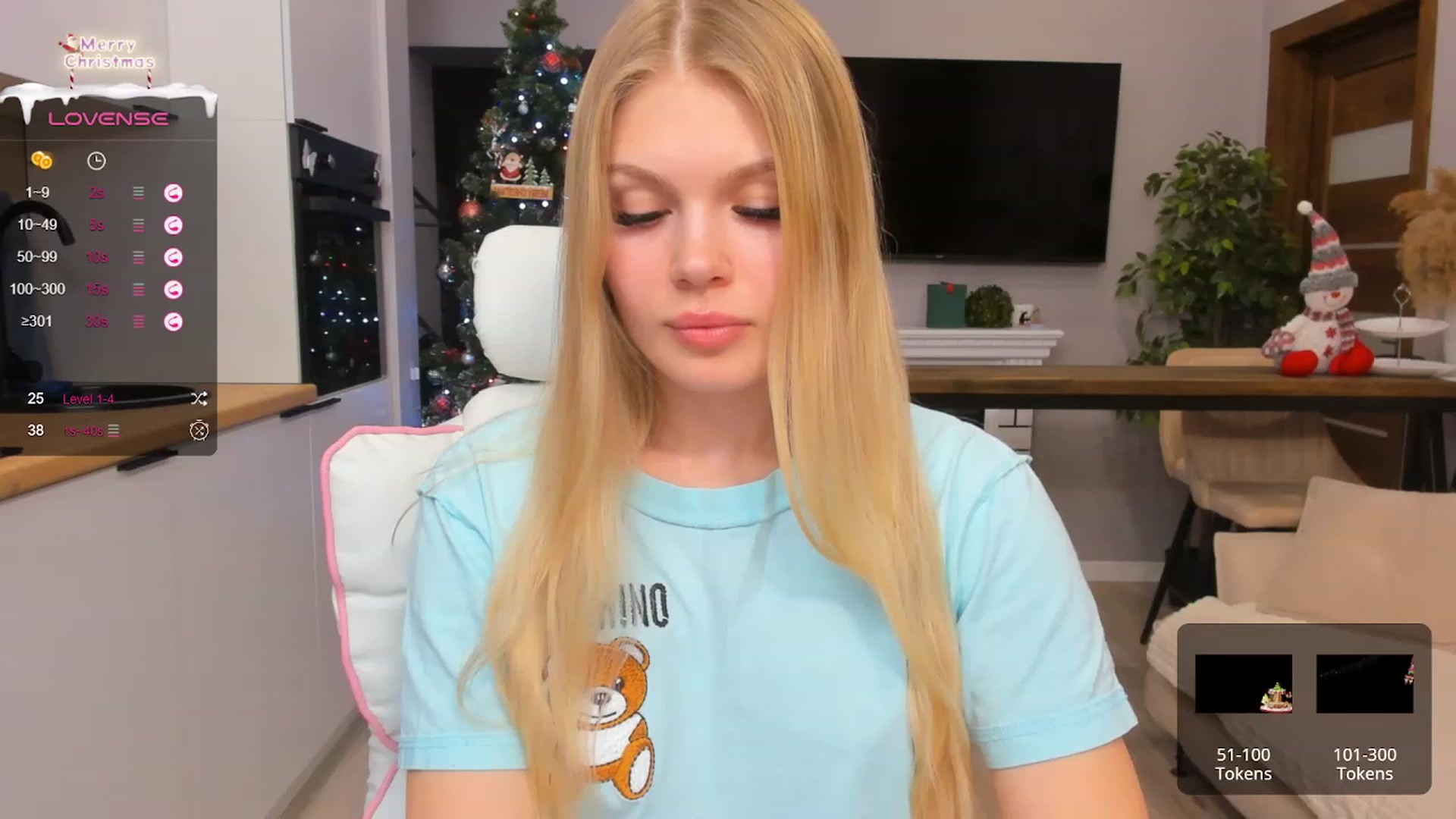 Gallery image thumbnail from Effie_Cute's myfreecams stream on, 12/14/2023, 13:23 image 11 of 20
