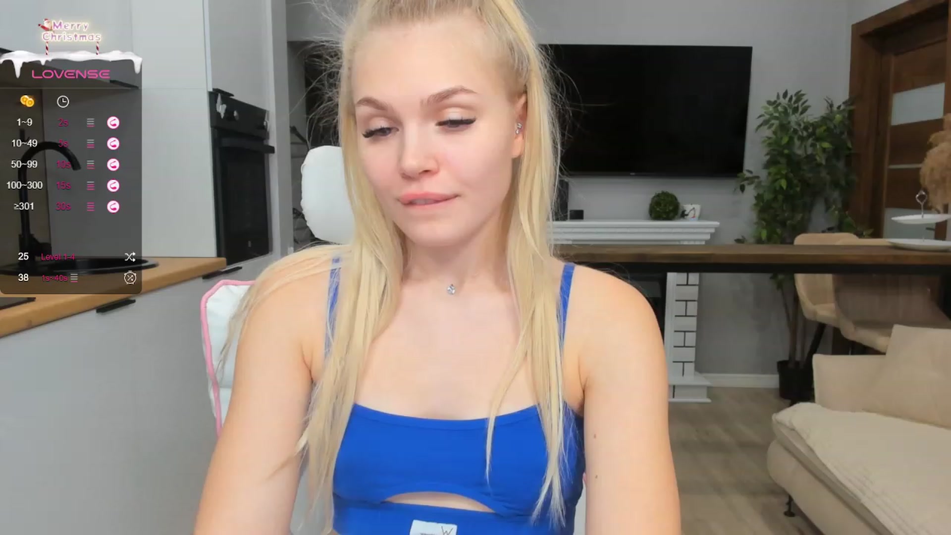 Gallery image thumbnail from Effie_Cute's myfreecams stream on, 01/07/2024, 14:40 image 19 of 20