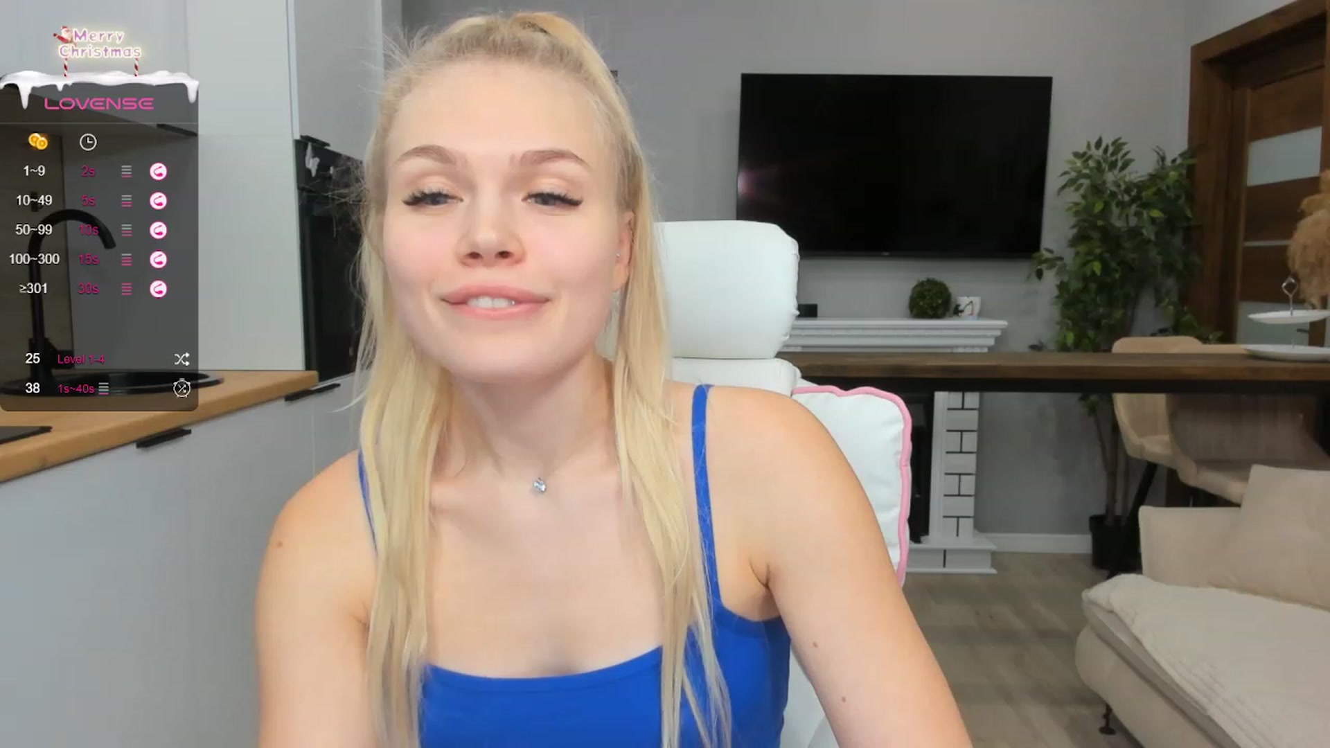 Gallery image thumbnail from Effie_Cute's myfreecams stream on, 01/07/2024, 14:40 image 3 of 20