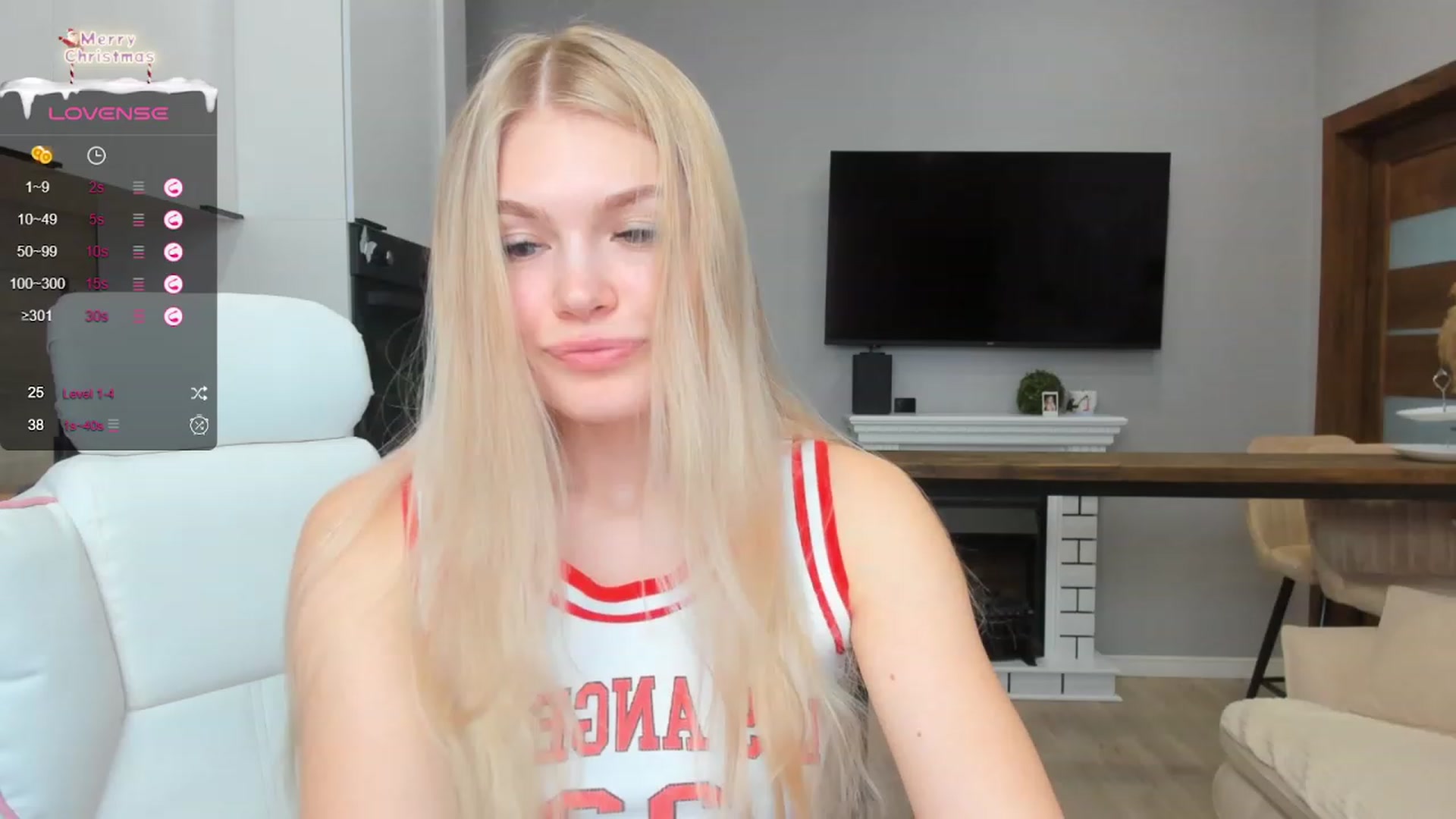 Gallery image thumbnail from Effie_Cute's myfreecams stream on, 01/08/2024, 09:14 image 5 of 20