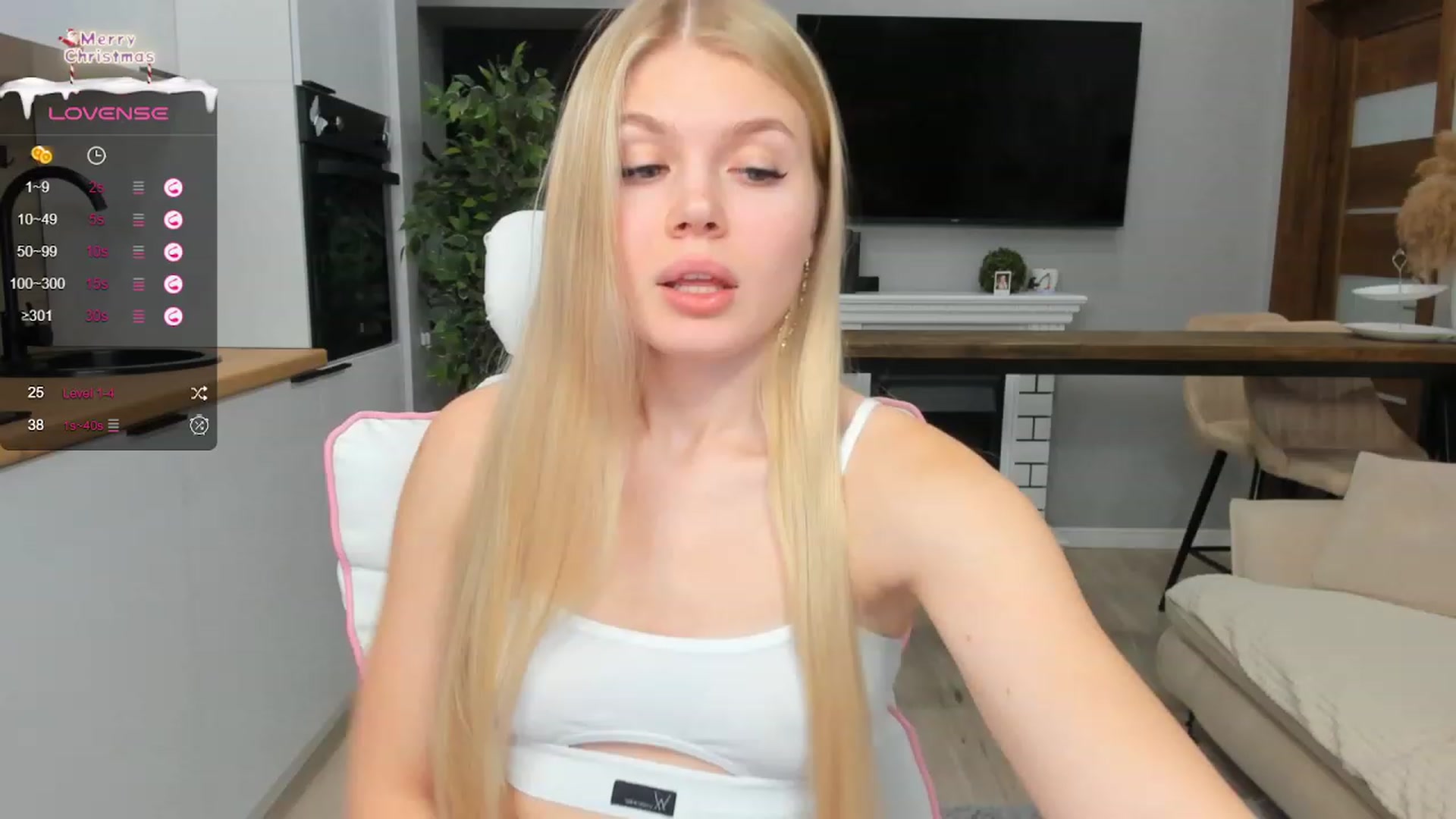 Gallery image thumbnail from Effie_Cute's myfreecams stream on, 01/11/2024, 13:14 image 1 of 20