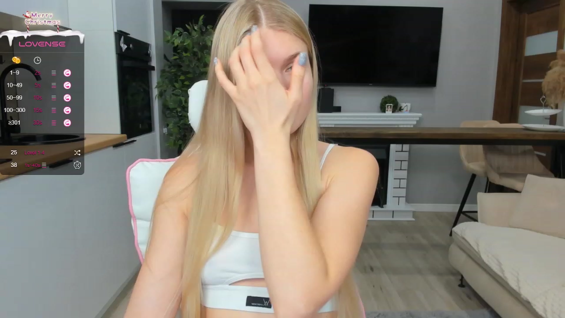 Gallery image thumbnail from Effie_Cute's myfreecams stream on, 01/11/2024, 13:14 image 4 of 20