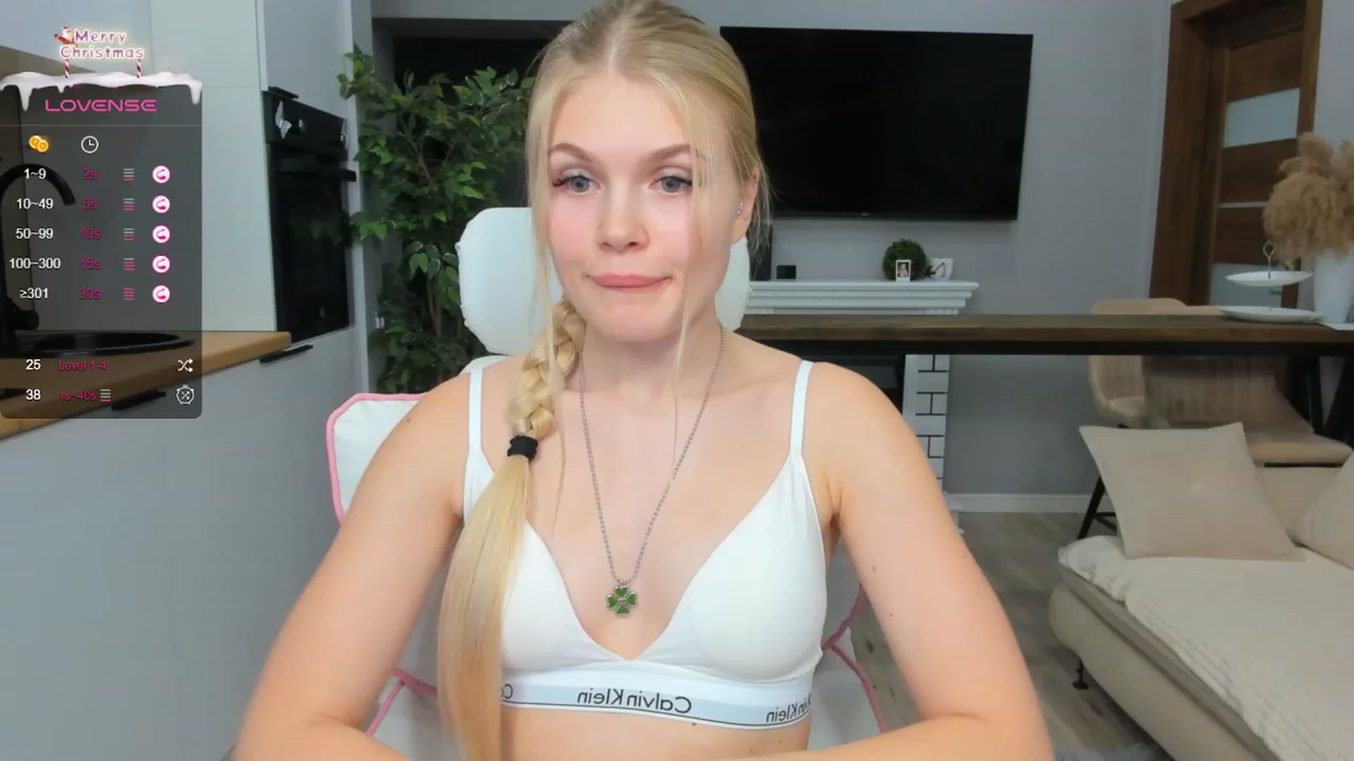 Gallery image thumbnail from Effie_Cute's myfreecams stream on, 01/15/2024, 14:21 image 18 of 20