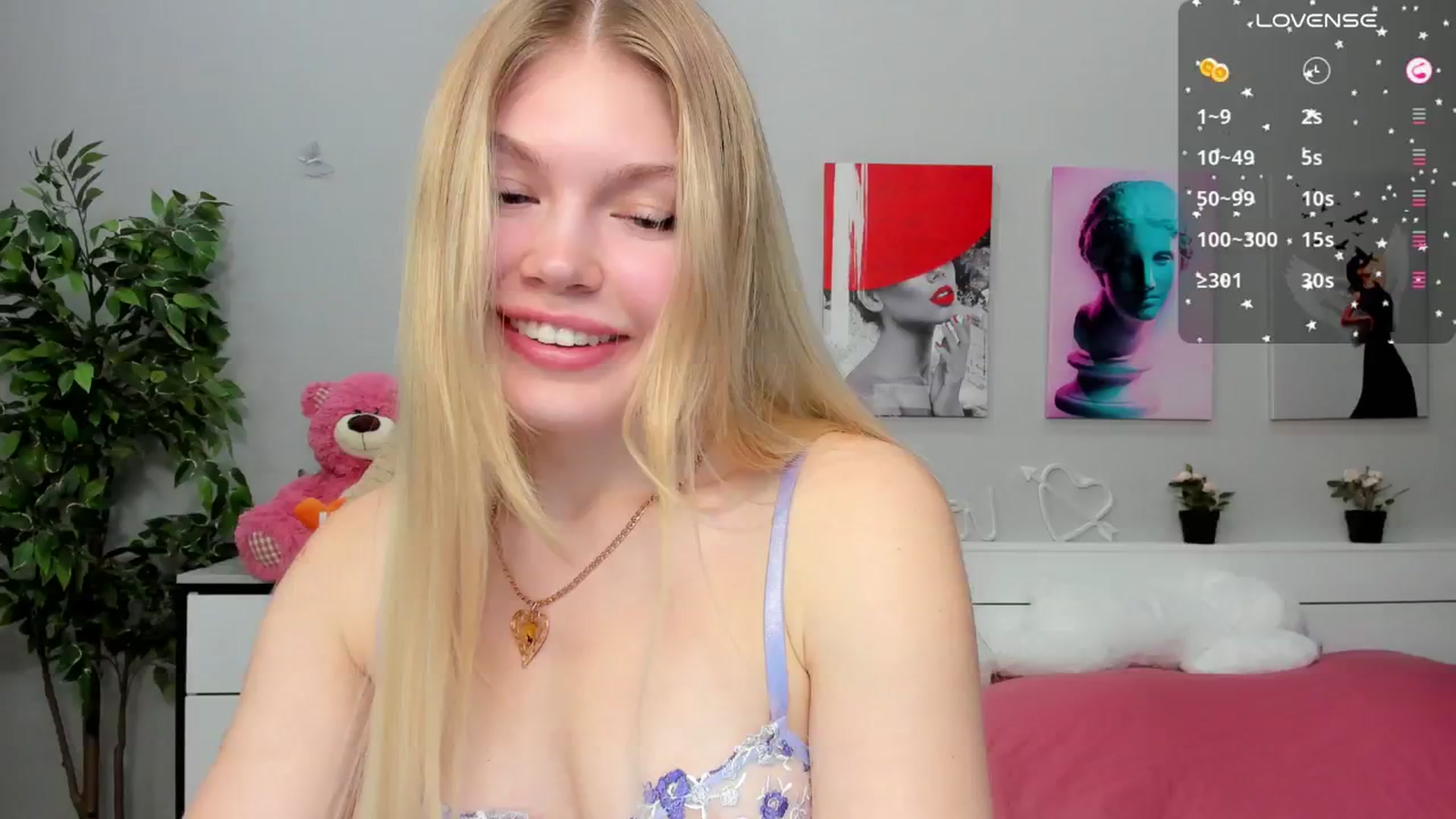 Gallery image thumbnail from Effie_Cute's myfreecams stream on, 11/10/2024, 11:57 image 1 of 20