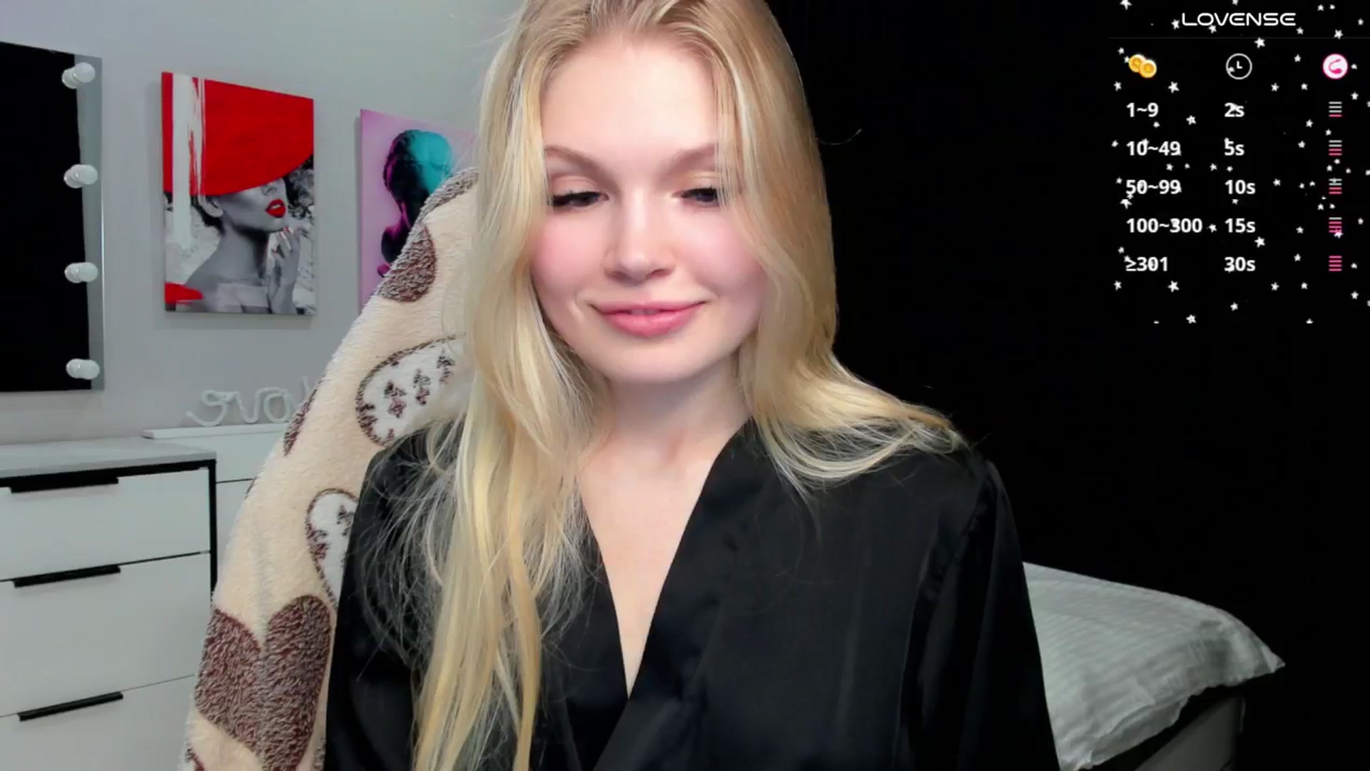 Gallery image thumbnail from Effie_Cute's myfreecams stream on, 04/08/2025, 16:45 image 19 of 20
