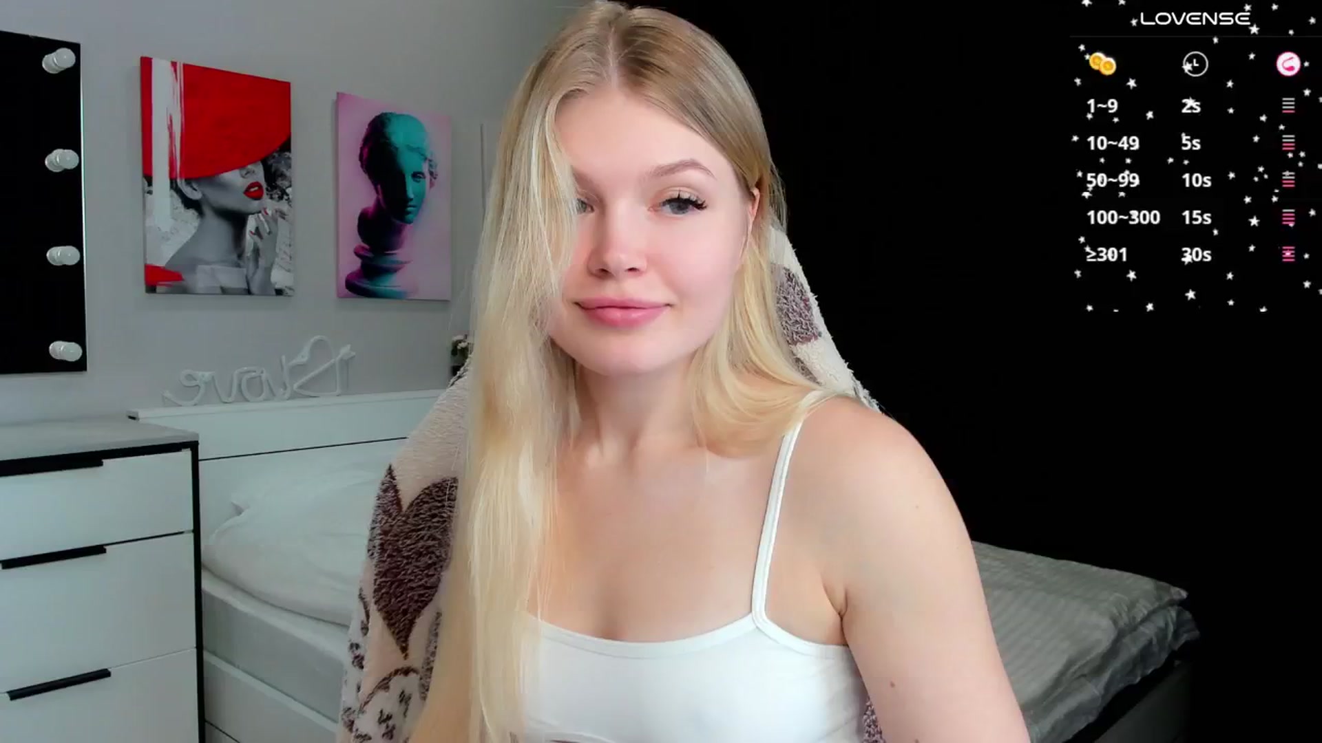 Gallery image thumbnail from Effie_Cute's myfreecams stream on, 04/19/2025, 08:03 image 2 of 20