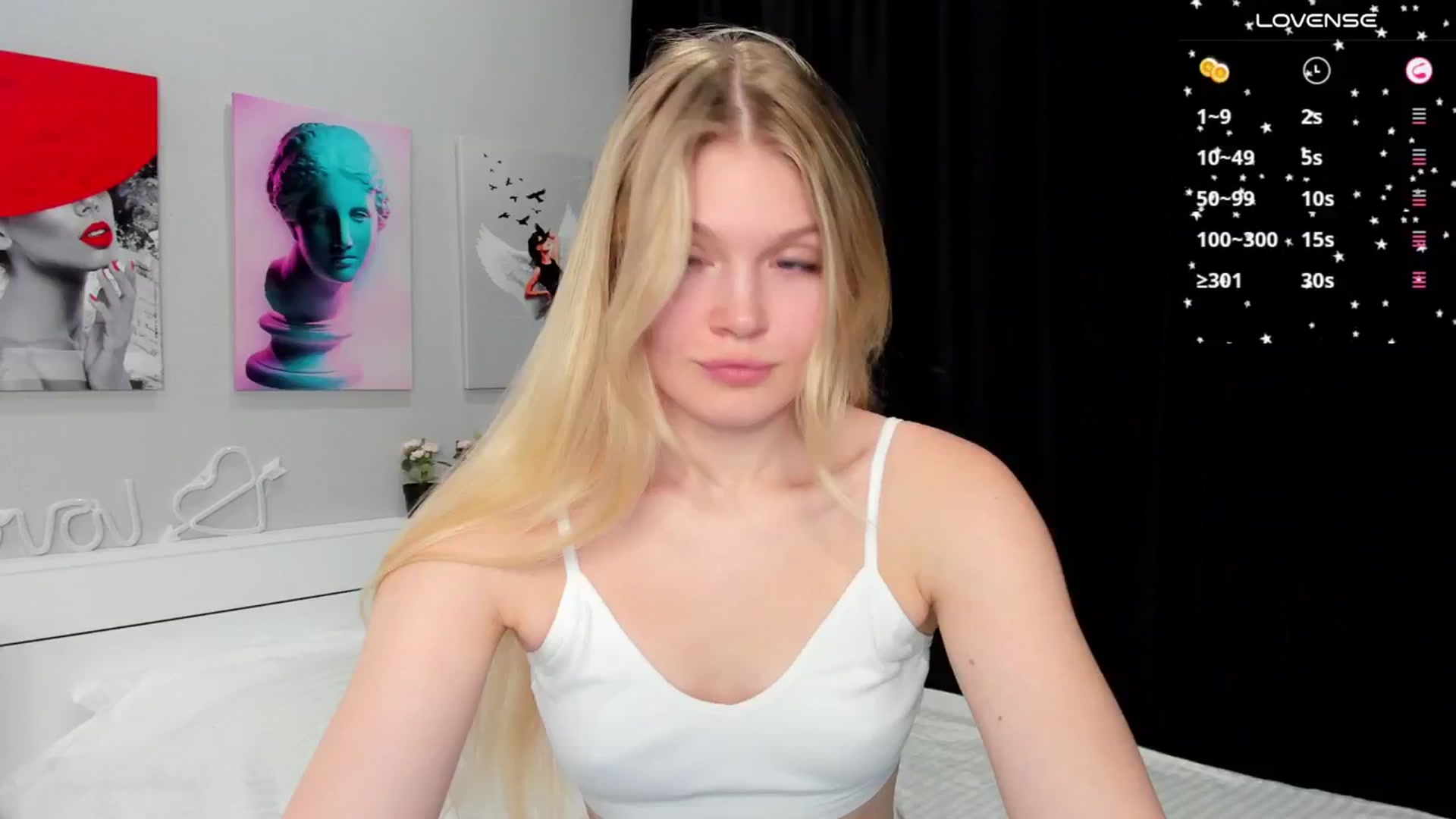 Gallery image thumbnail from Effie_Cute's myfreecams stream on, 04/20/2025, 13:38 image 20 of 20