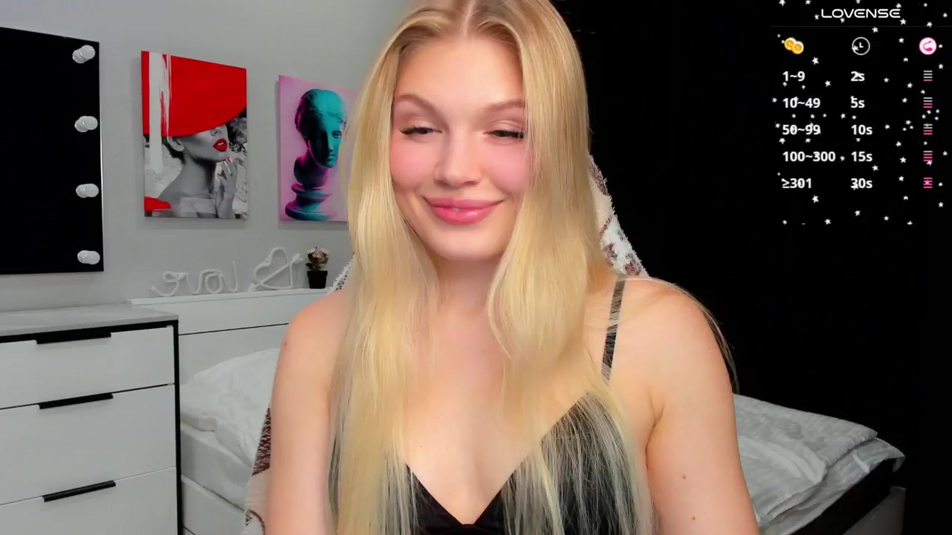 Gallery image thumbnail from Effie_Cute's myfreecams stream on, 04/26/2025, 15:43 image 8 of 20