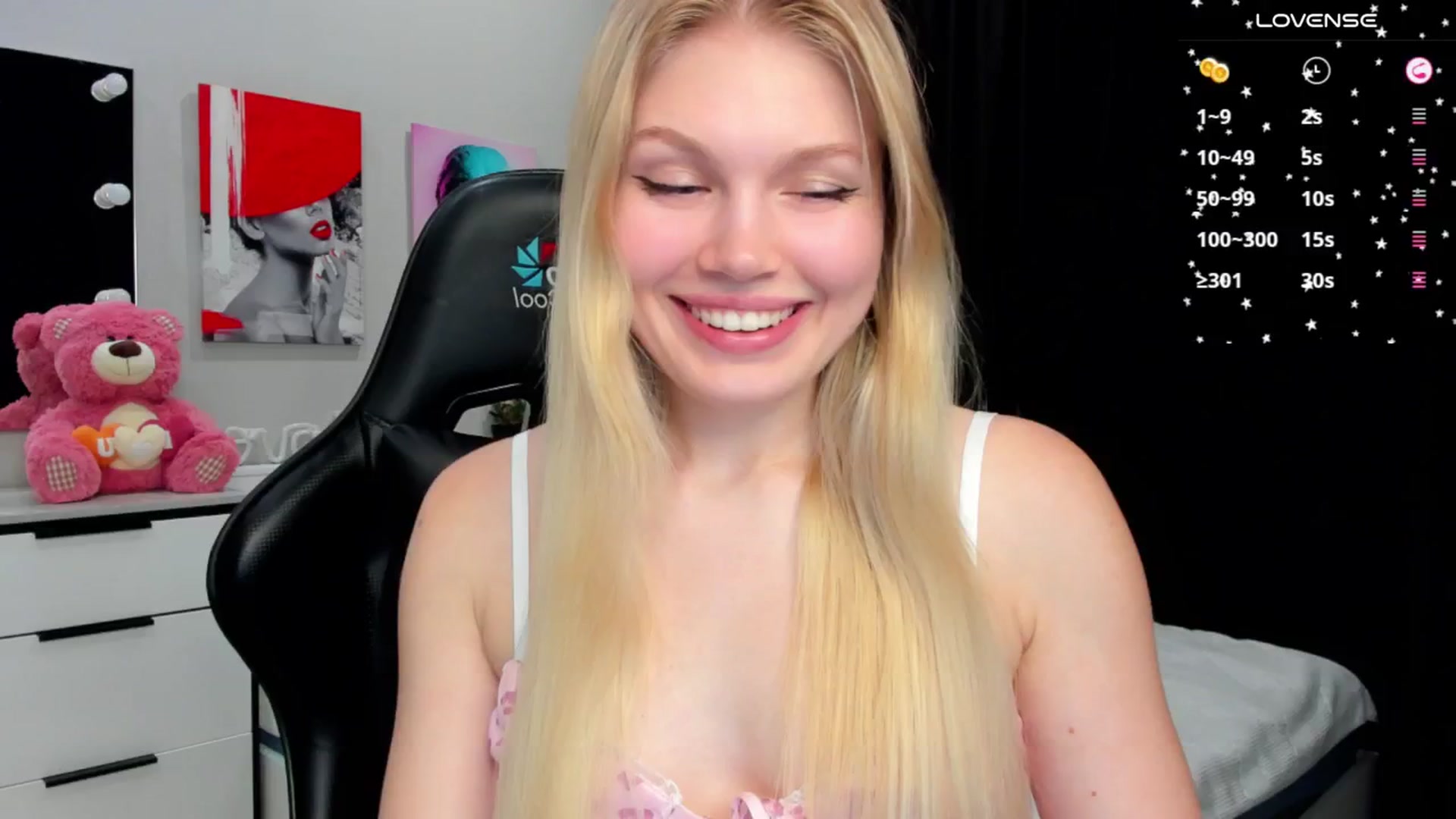 Gallery image thumbnail from Effie_Cute's myfreecams stream on, 05/10/2025, 13:57 image 10 of 20
