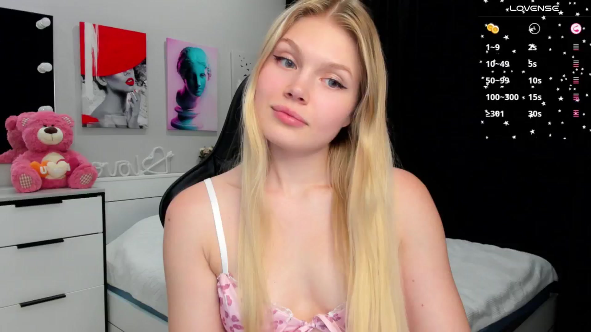 Gallery image thumbnail from Effie_Cute's myfreecams stream on, 05/10/2025, 13:57 image 1 of 20