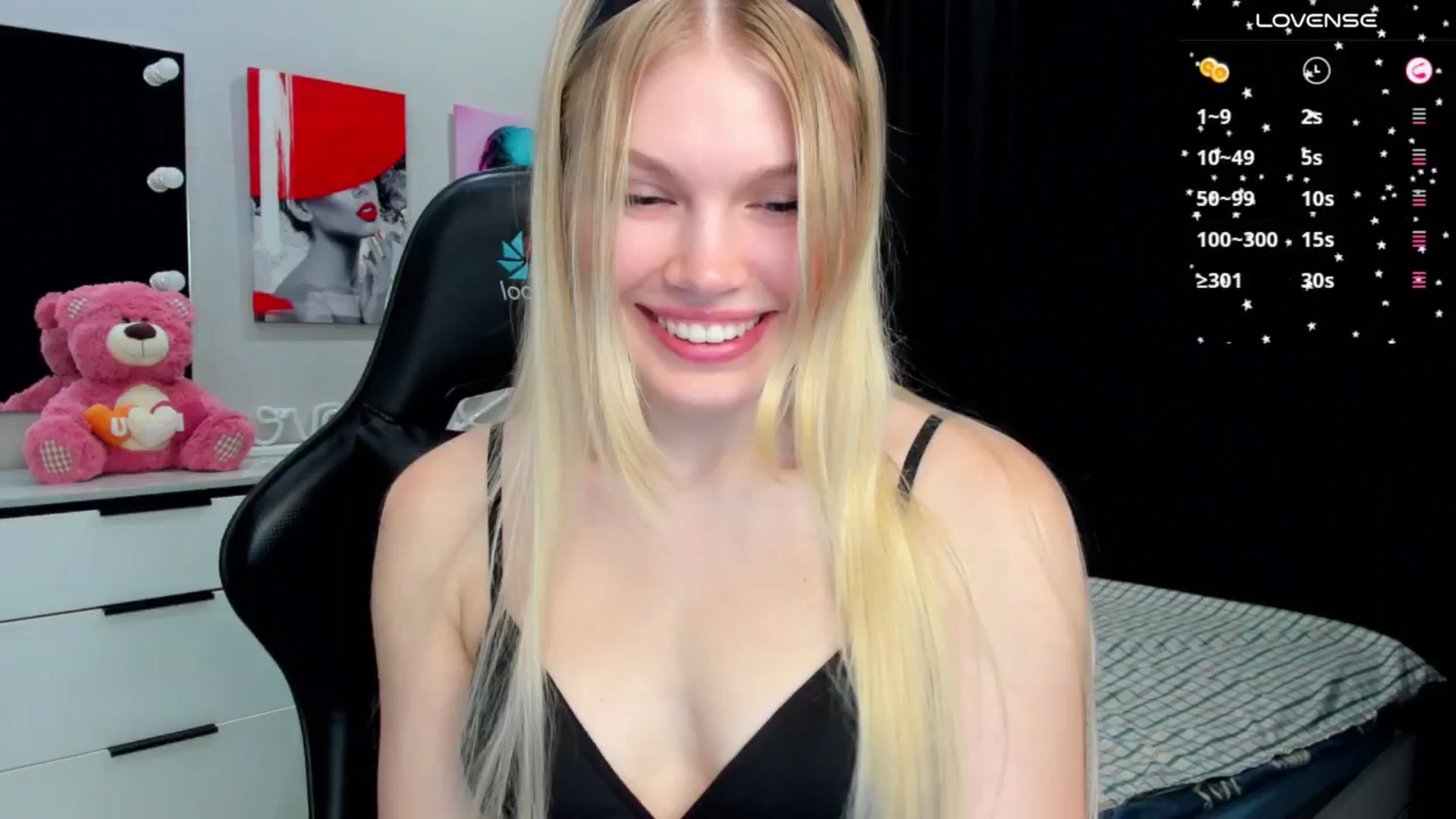 Gallery image thumbnail from Effie_Cute's myfreecams stream on, 05/14/2025, 15:36 image 20 of 20