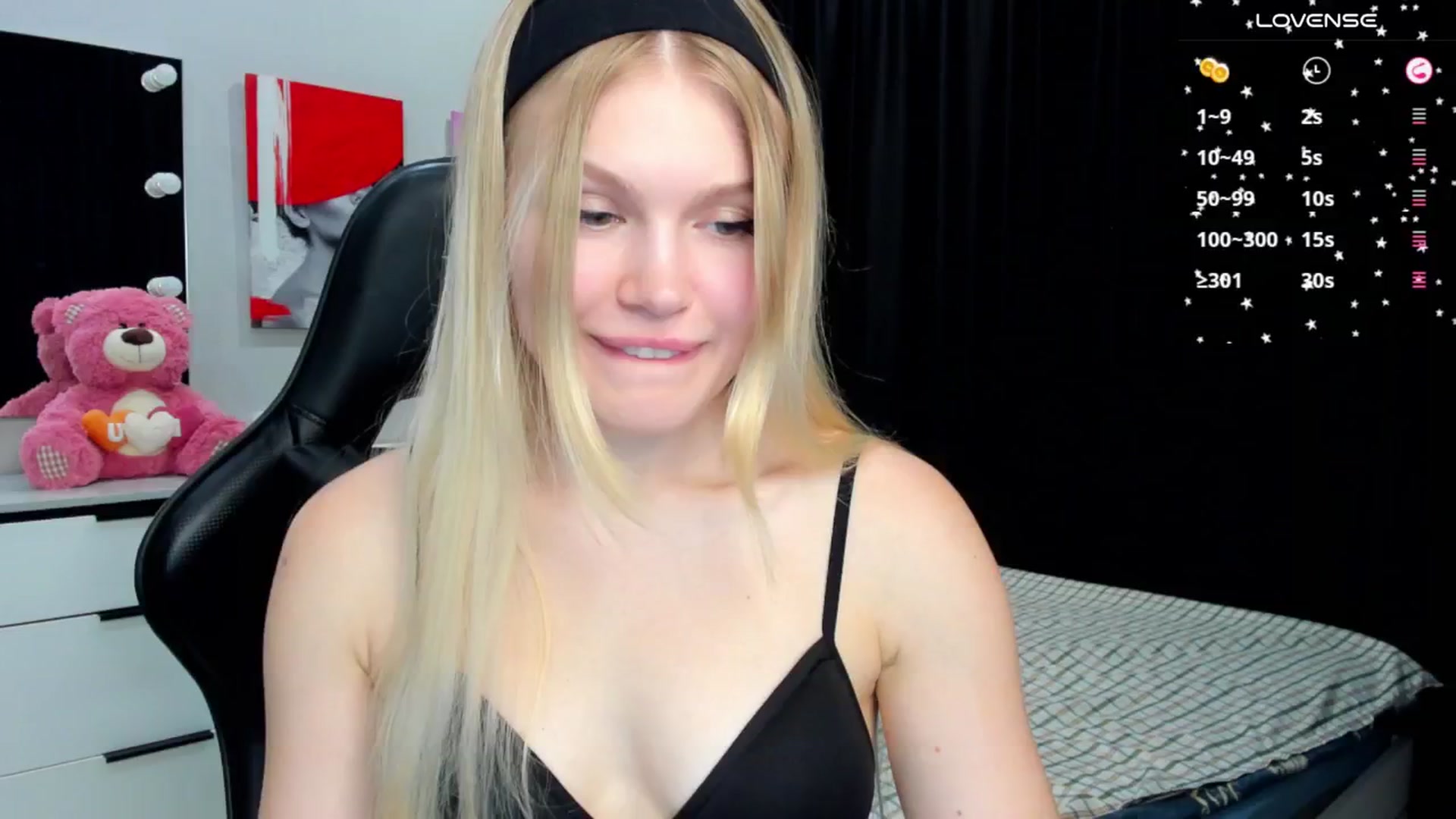 Gallery image thumbnail from Effie_Cute's myfreecams stream on, 05/14/2025, 16:44 image 20 of 20