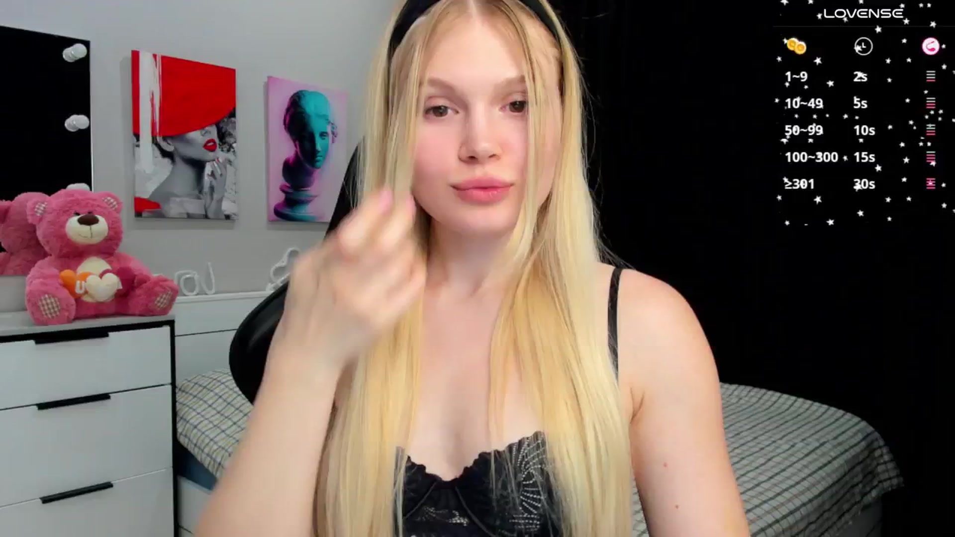 Gallery image thumbnail from Effie_Cute's myfreecams stream on, 05/16/2025, 16:49 image 4 of 20