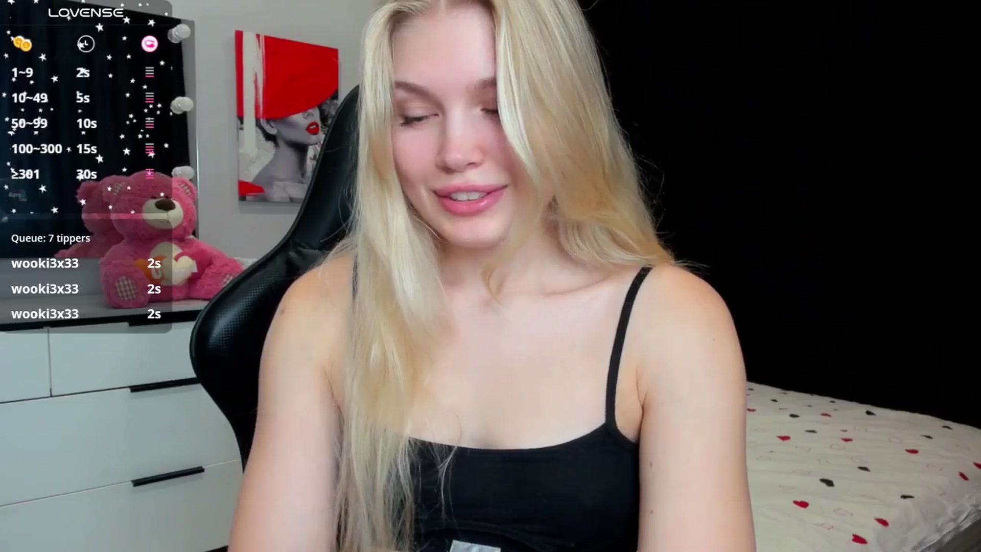 Gallery image thumbnail from Effie_Cute's myfreecams stream on, 08/15/2025, 17:00 image 10 of 20