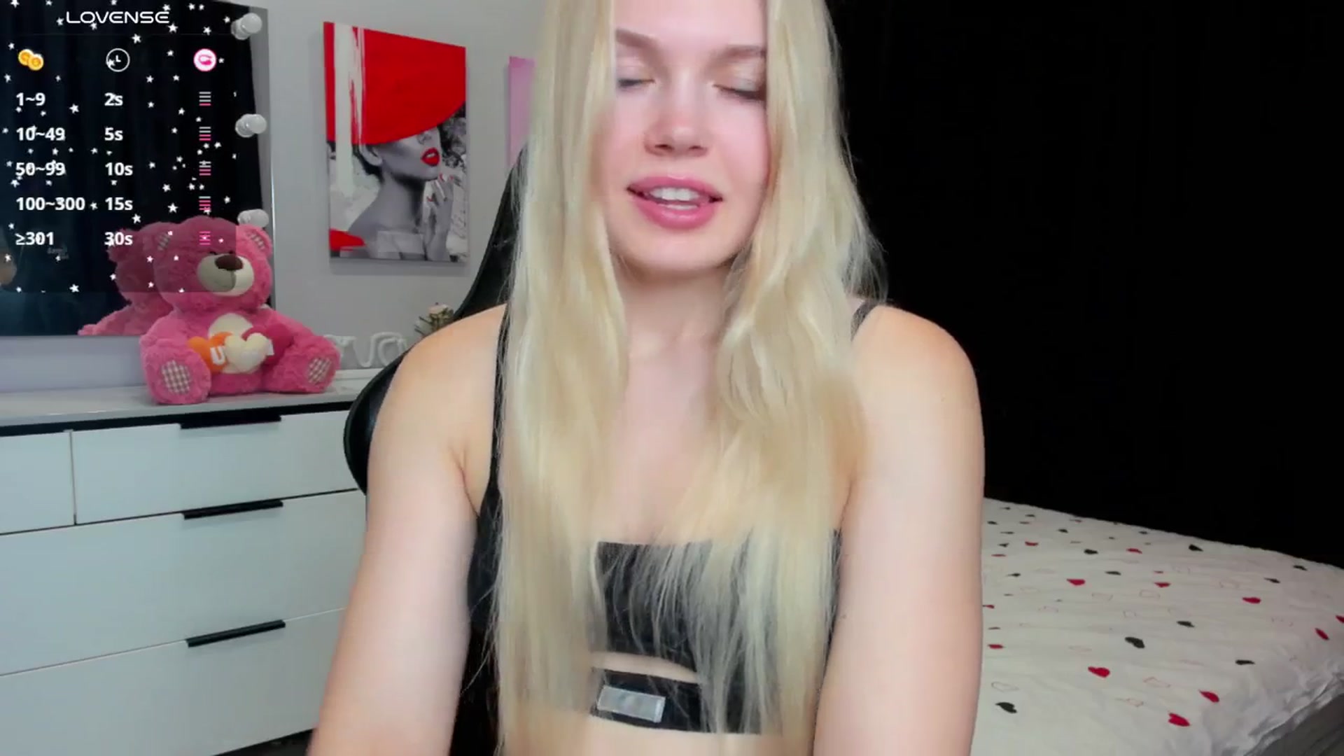 Gallery image thumbnail from Effie_Cute's myfreecams stream on, 08/15/2025, 17:00 image 6 of 20