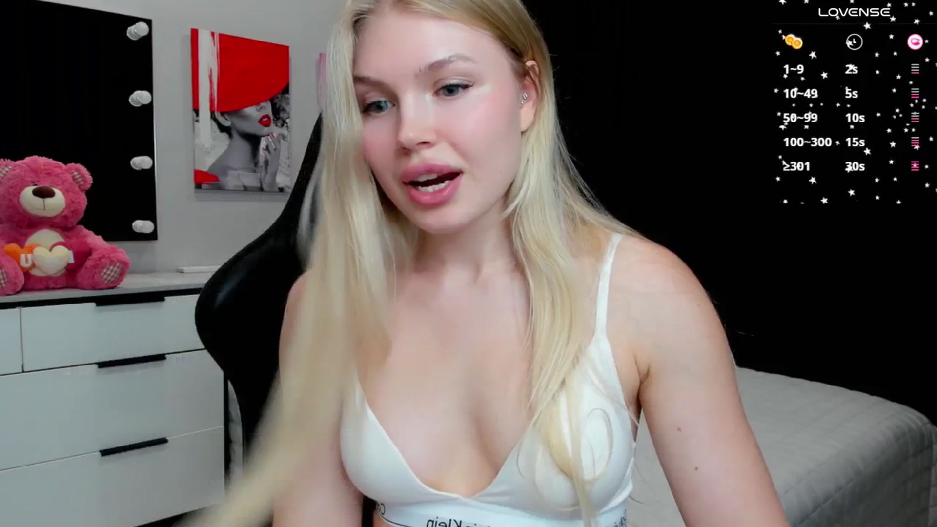 Gallery image thumbnail from Effie_Cute's myfreecams stream on, 09/15/2025, 15:41 image 13 of 20