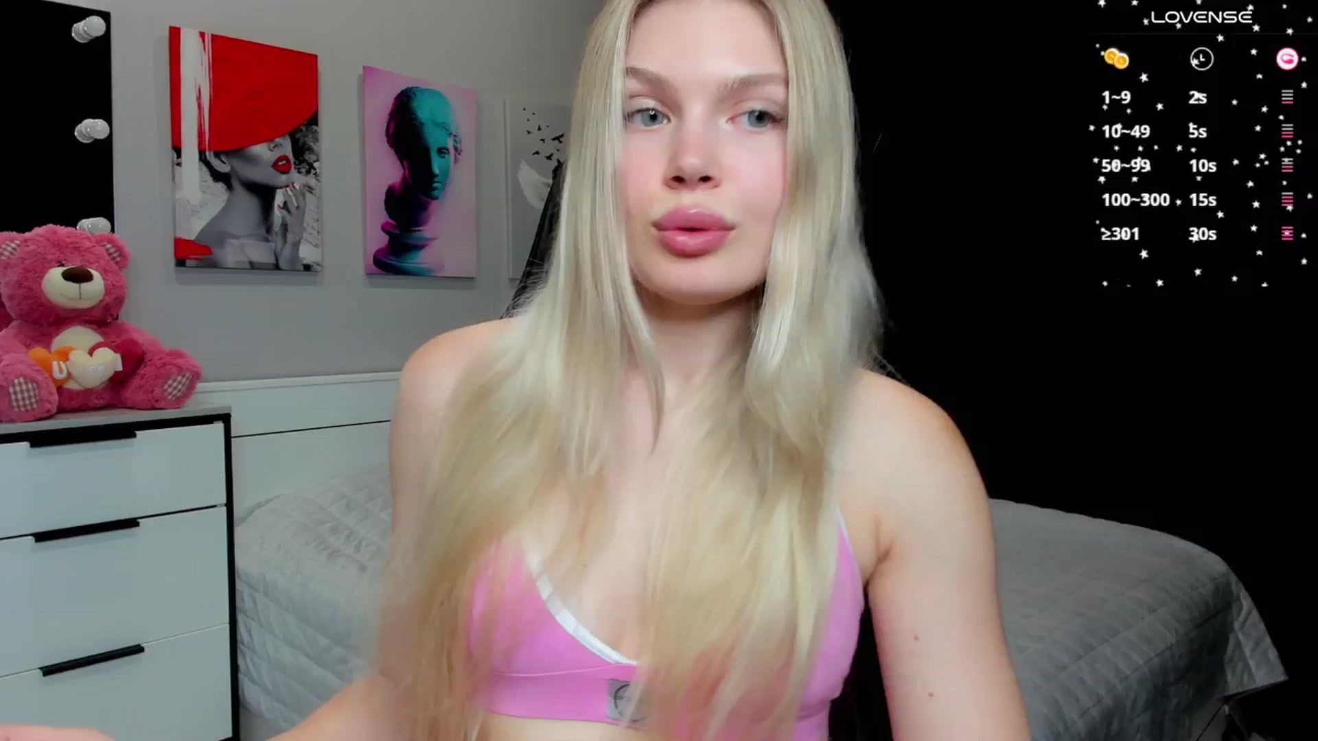 Gallery image thumbnail from Effie_Cute's myfreecams stream on, 09/26/2025, 14:18 image 5 of 20