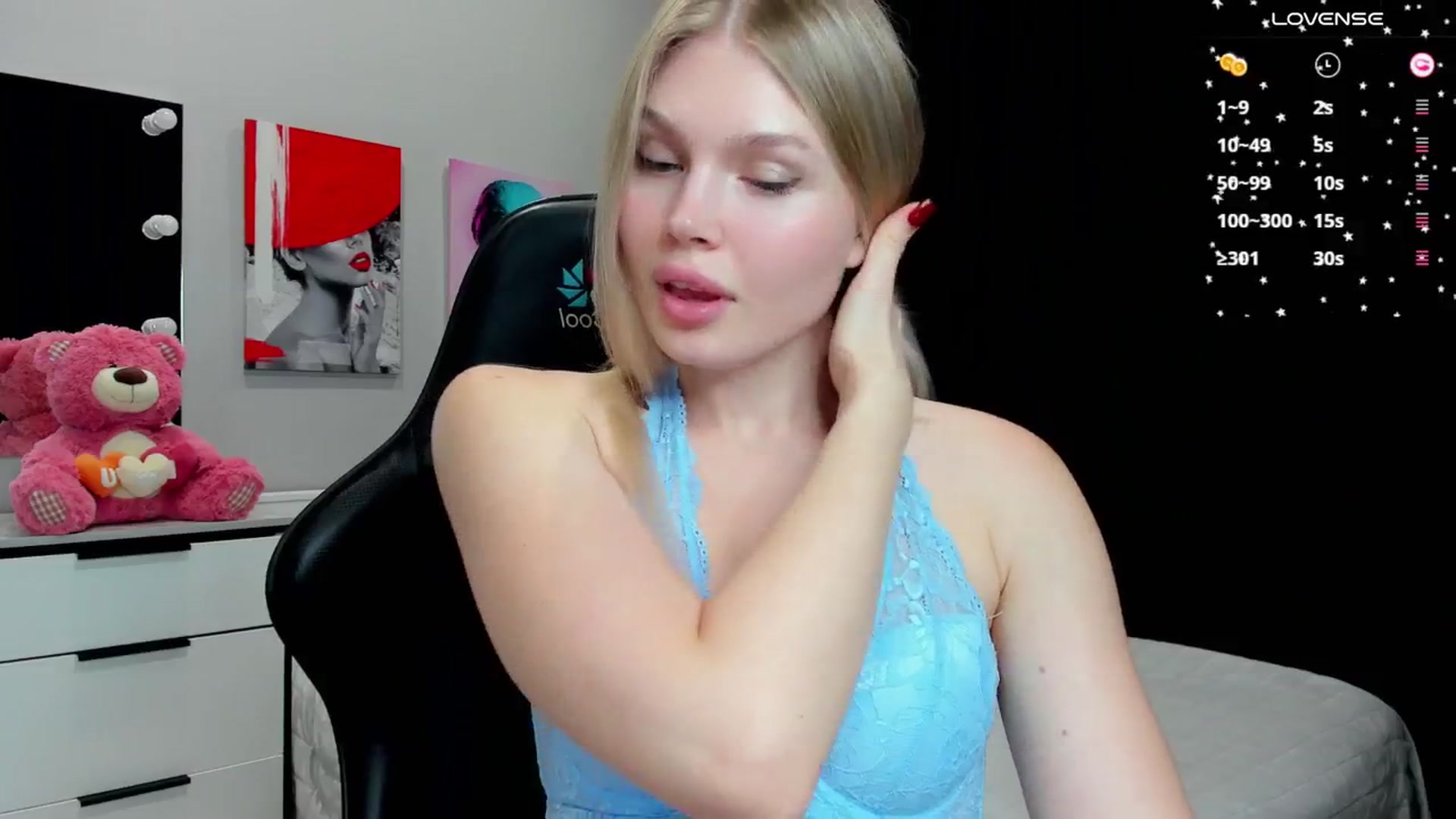 Gallery image thumbnail from Effie_Cute's myfreecams stream on, 09/27/2025, 14:41 image 3 of 20
