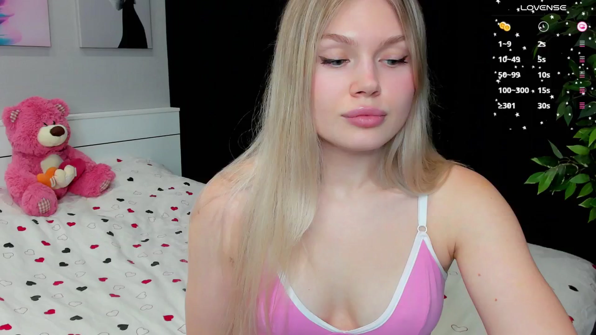 Gallery image thumbnail from Effie_Cute's myfreecams stream on, 11/13/2025, 06:52 image 5 of 20