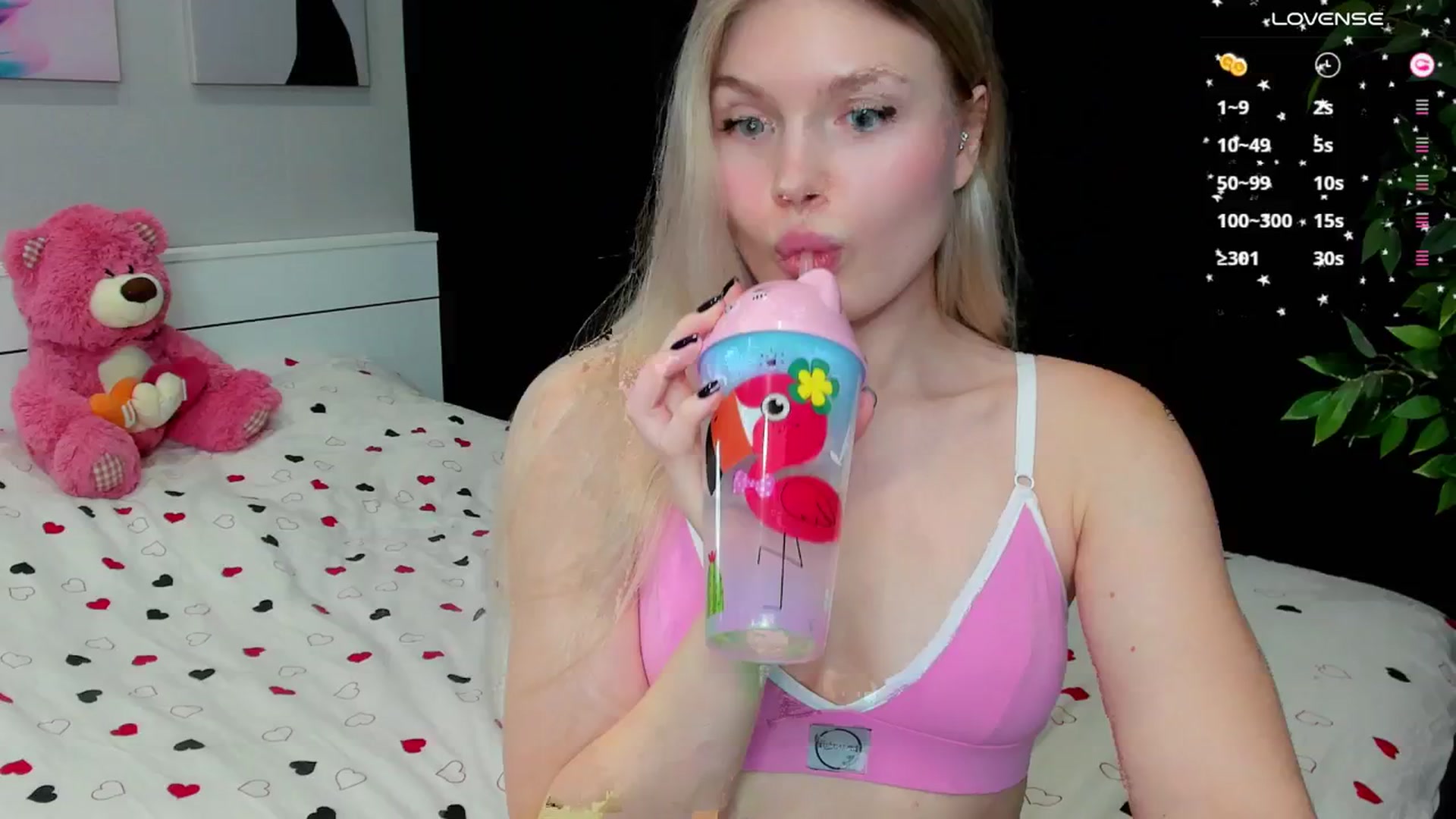 Gallery image thumbnail from Effie_Cute's myfreecams stream on, 11/13/2025, 06:52 image 7 of 20