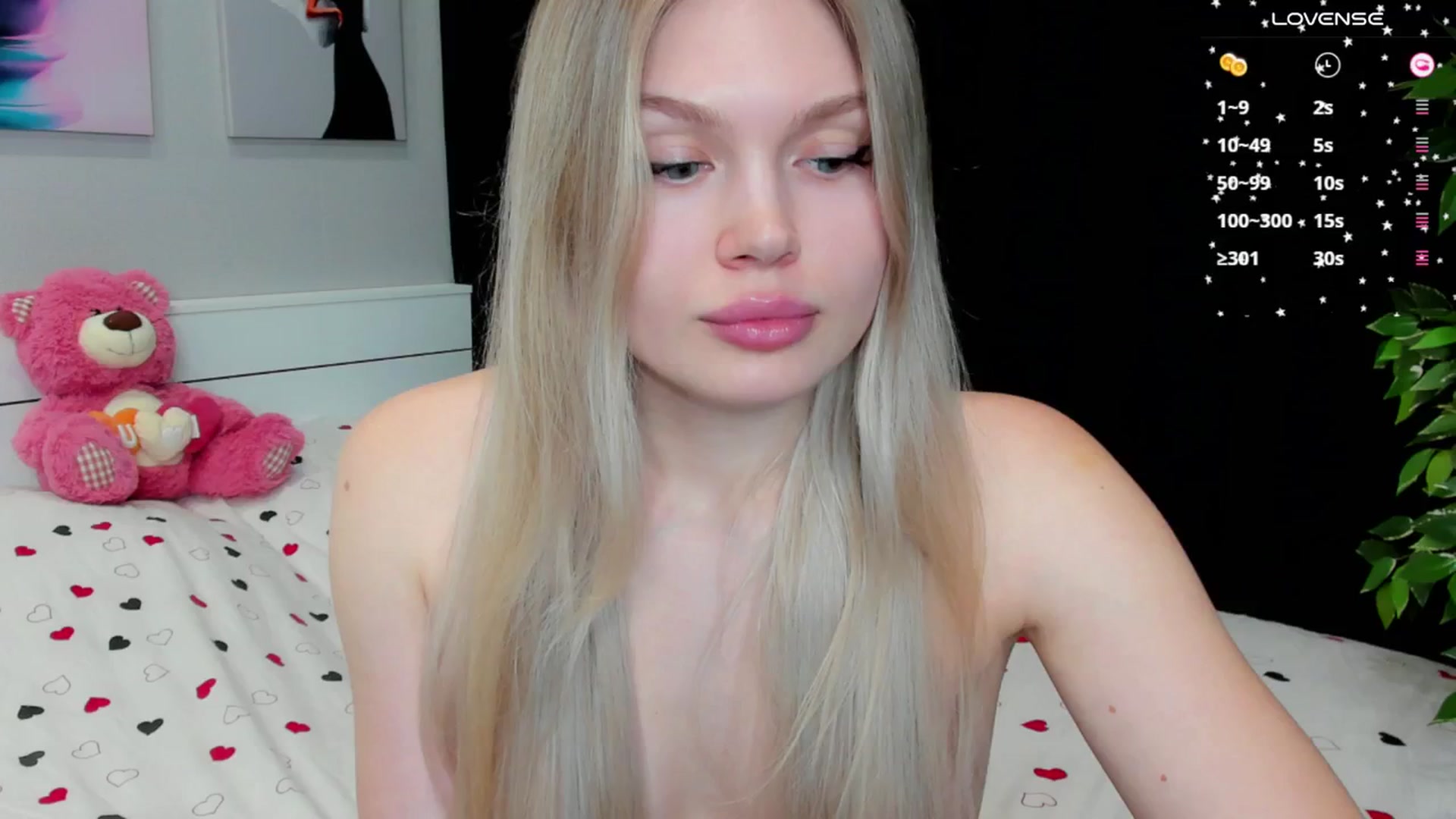 Gallery image thumbnail from Effie_Cute's myfreecams stream on, 11/18/2025, 05:43 image 17 of 20