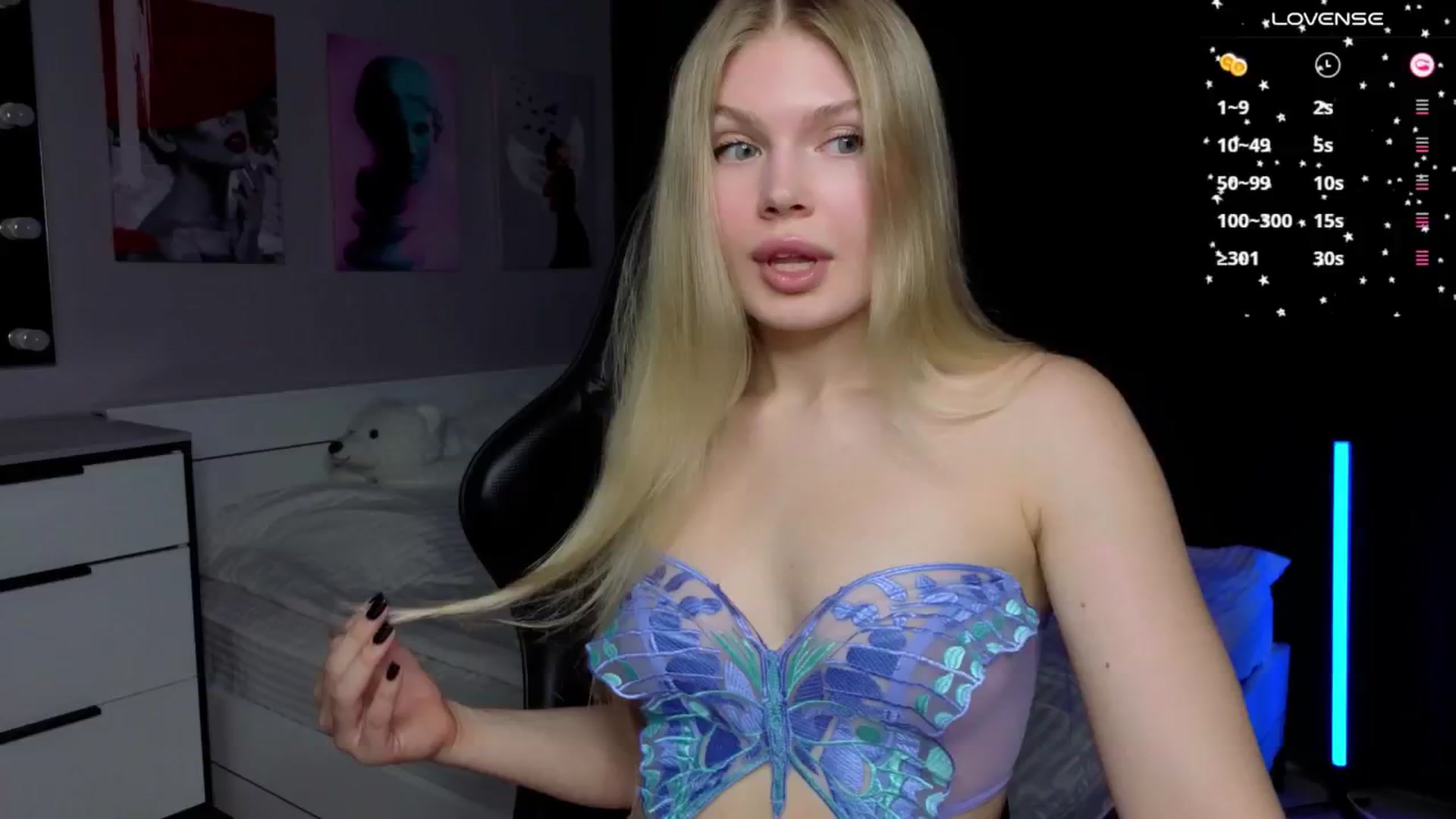 Gallery image thumbnail from Effie_Cute's myfreecams stream on, 11/28/2025, 08:18 image 4 of 20